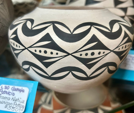 GEORGIA PATRICIO ACOMA NATIVE AMERICAN POTTERY POT