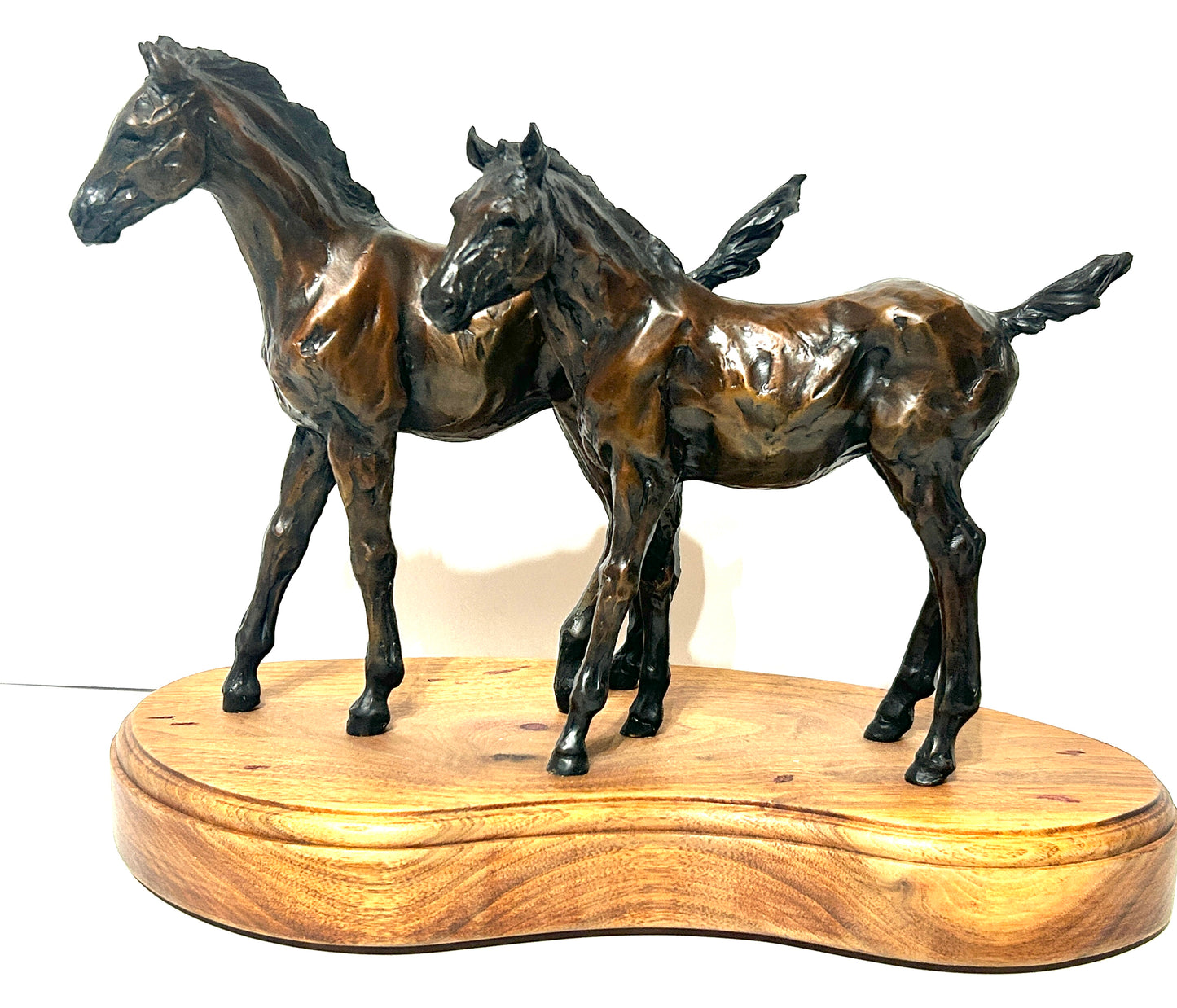 ROBIN LAWS BORN 1946 COLORADO BRONZE SCULPTURE OF TWO HORSES