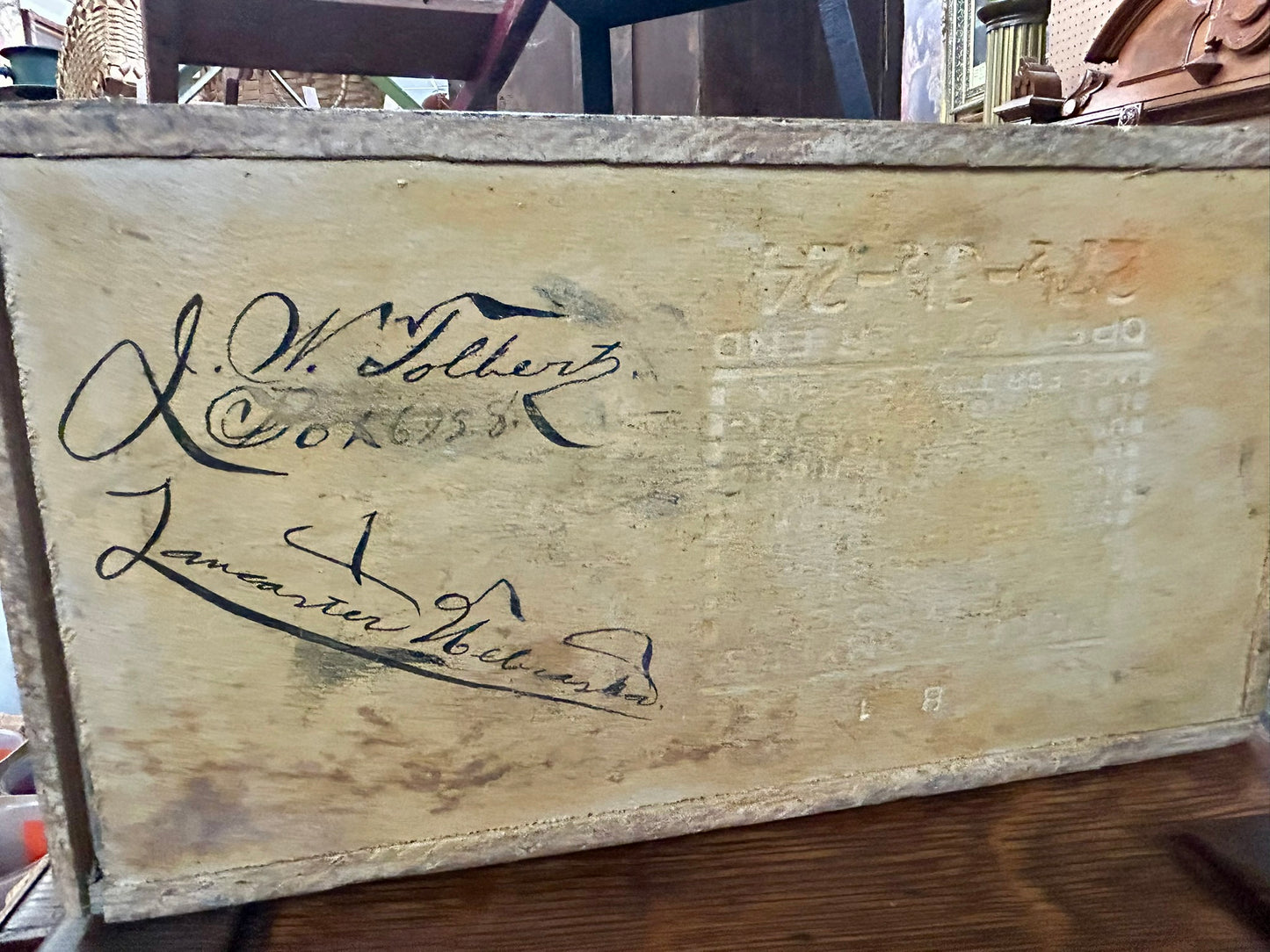 PENITENTIARY PRISONER DECORATED ANTIQUE BOX WITH HISTORY OF ARTIST