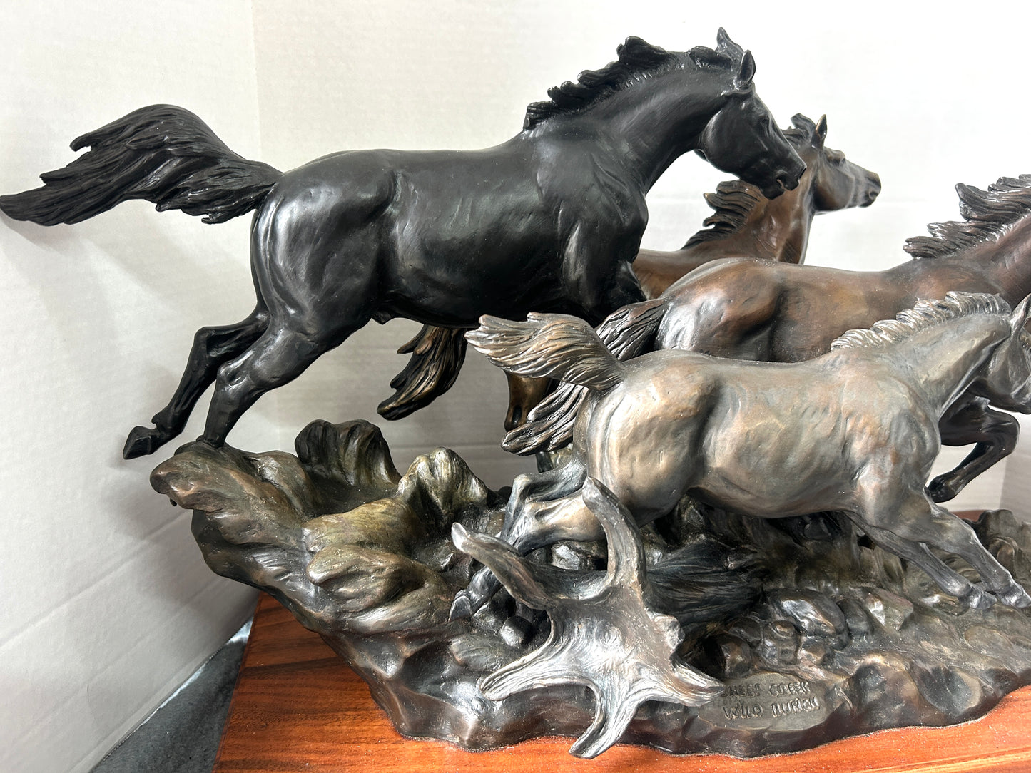 TERRY MURPHY, MONTANA BRONZE ARTIST "SHEEP CREEK WILD BUNCH"