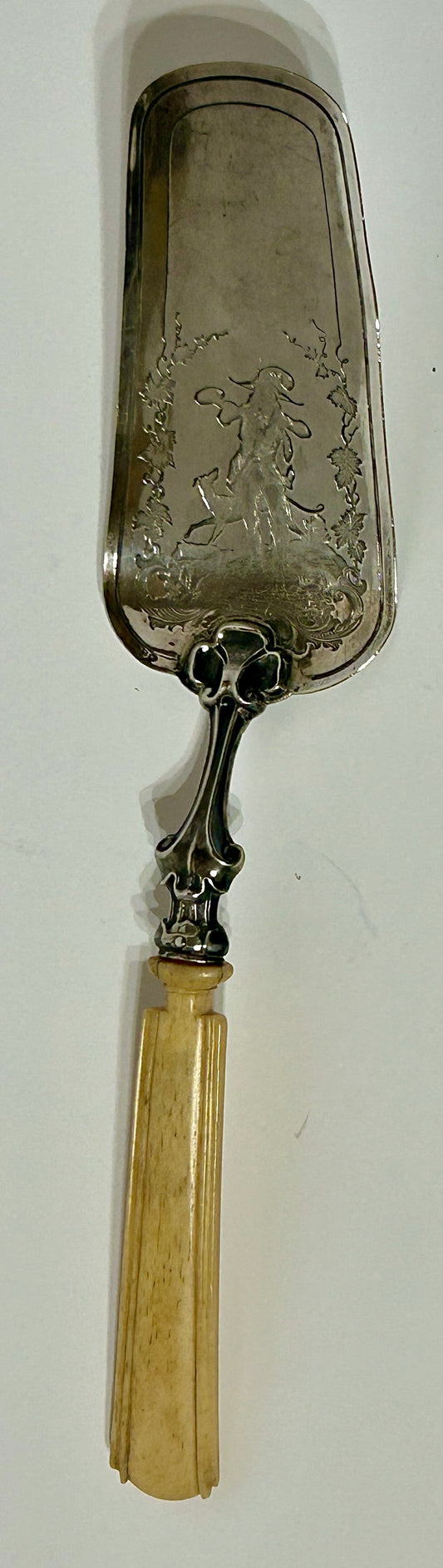 EUROPEAN ANTIQUE SILVER FANCY ENGRAVED SERVER WITH BONE HANDLE
