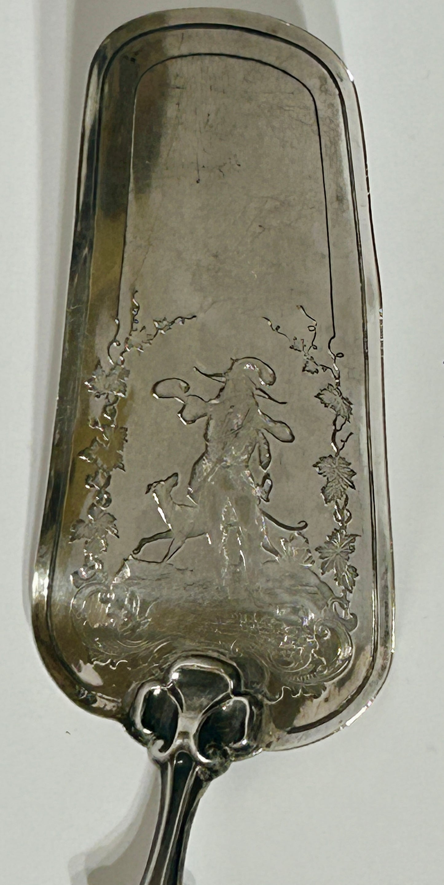 EUROPEAN ANTIQUE SILVER FANCY ENGRAVED SERVER WITH BONE HANDLE