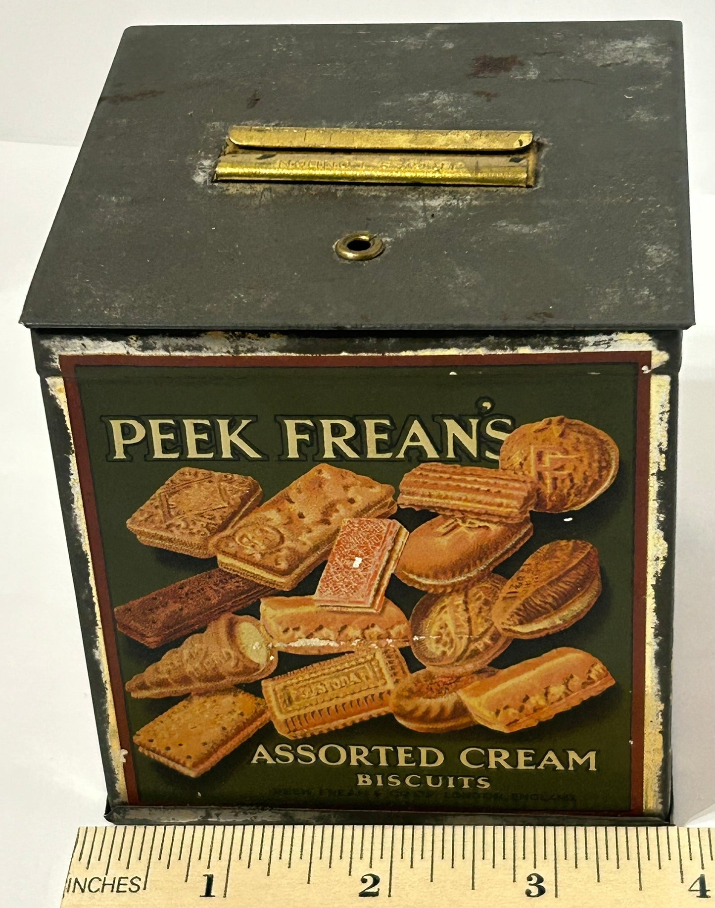 ANTIQUE BISCUIT TIN BY PEEK FREAN & CO.