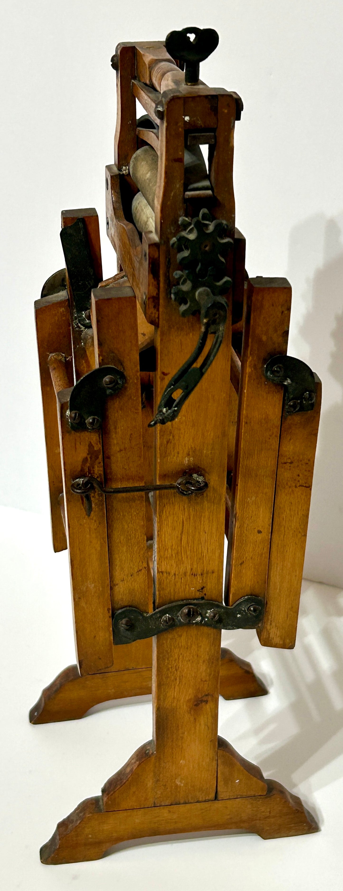 ANTIQUE SALESMAN SAMPLE CLOTHES WRINGER AND STAND