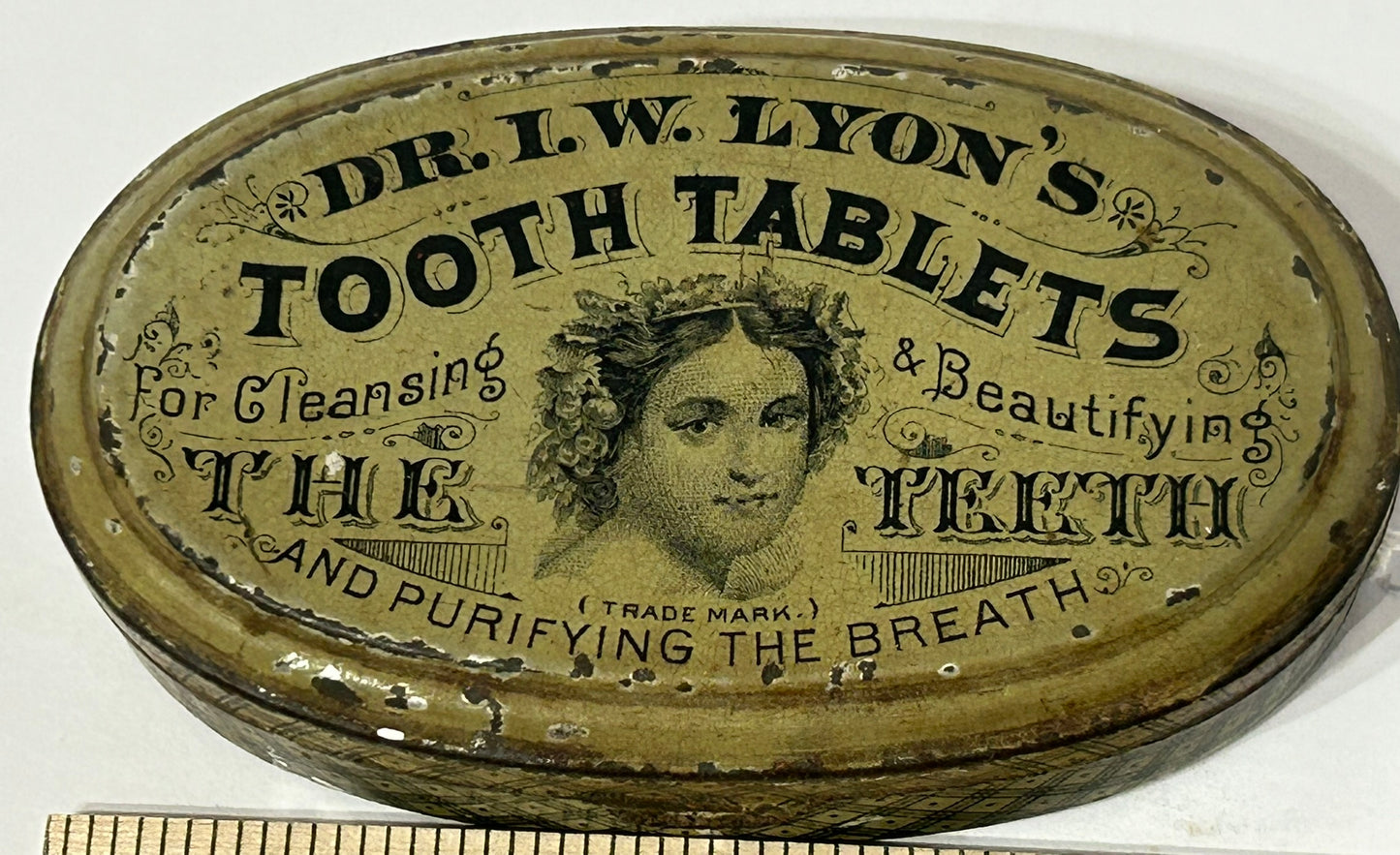 DR. LYON'S TOOTH TABLETS ADVERTISING TIN