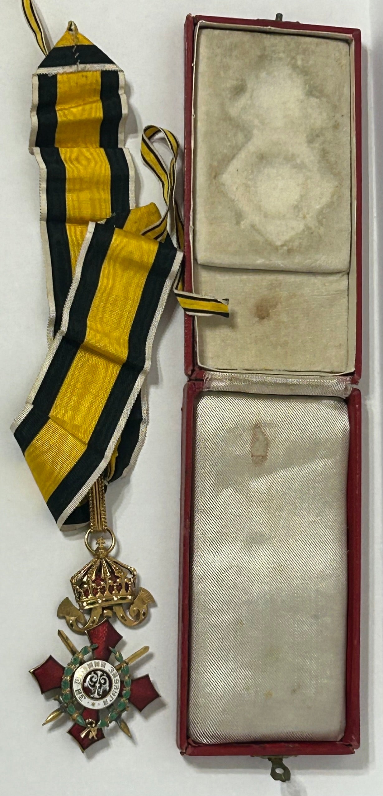 IMPERIAL BULGARIAN EARLY MEDAL WITH CASE