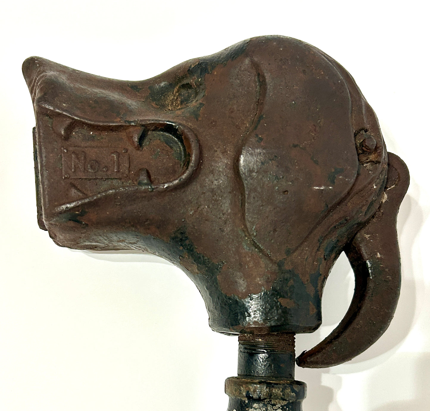FIGURAL DOG CAST IRON ANTIQUE LAWN SPRINKLER