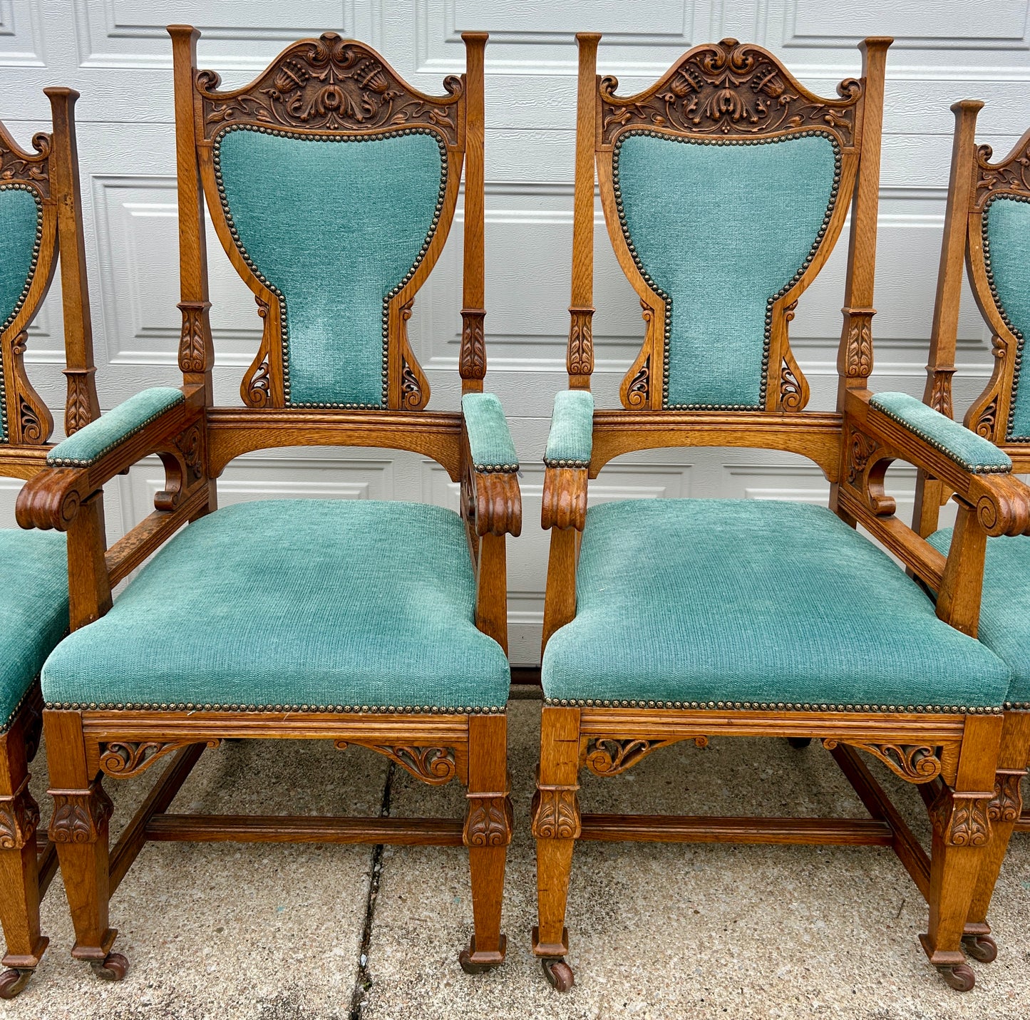 ANTIQUE SET OF FANCY OAK CHAIRS