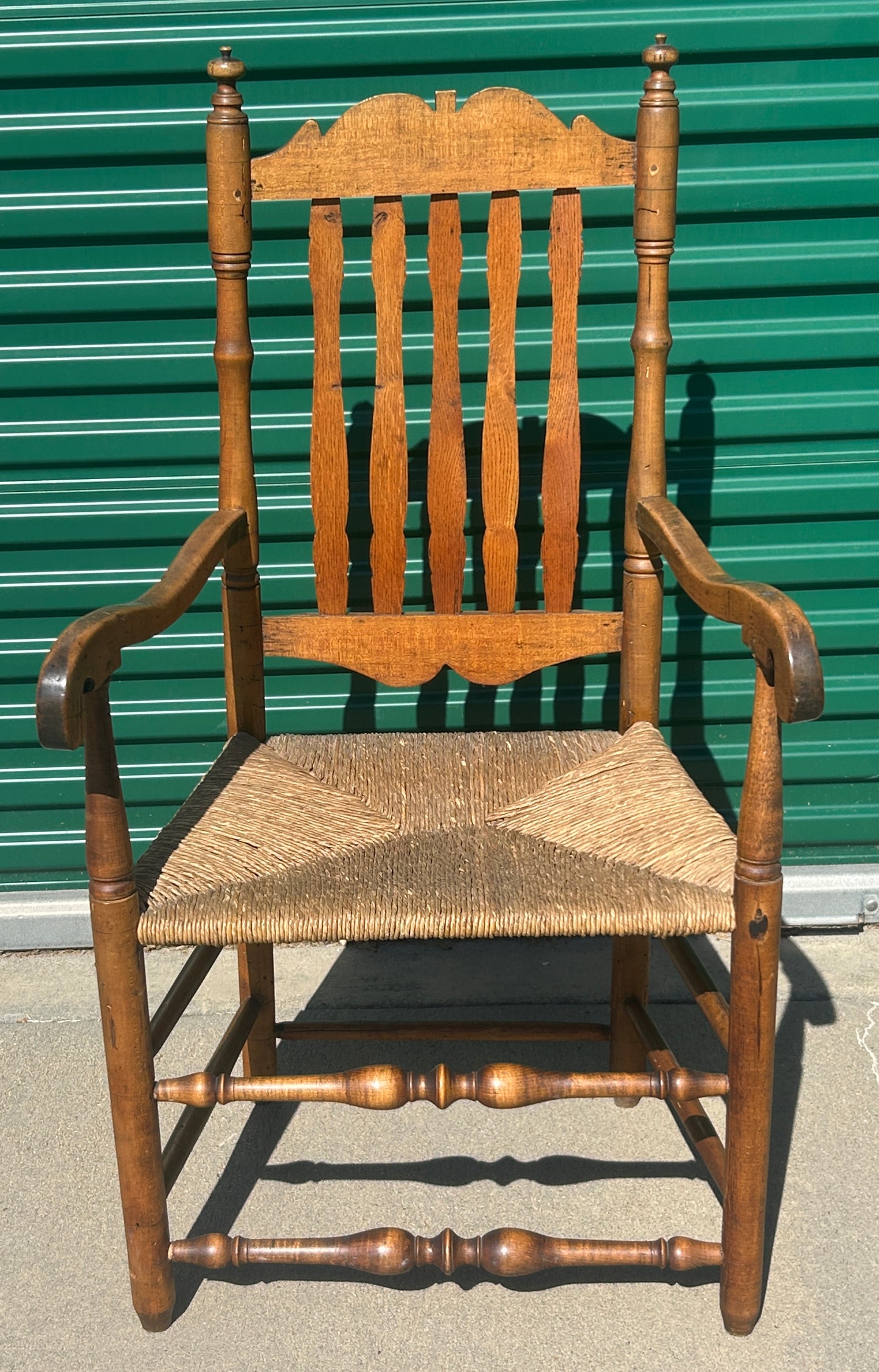 CONNECTICUT 18TH CENTURY WILLIAM AND MARY ALL ORIGINAL ARMCHAIR