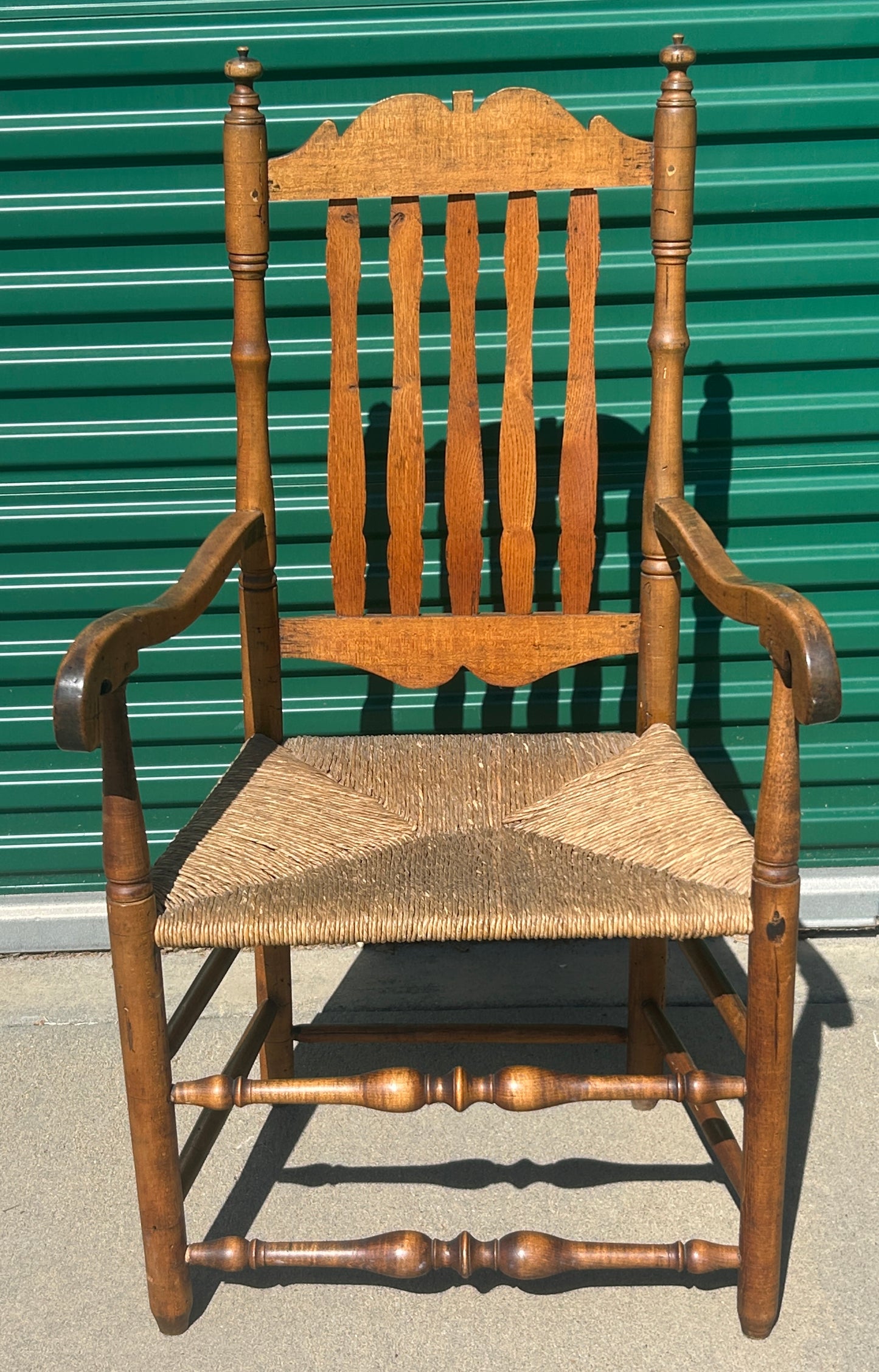 CONNECTICUT 18TH CENTURY WILLIAM AND MARY ALL ORIGINAL ARMCHAIR