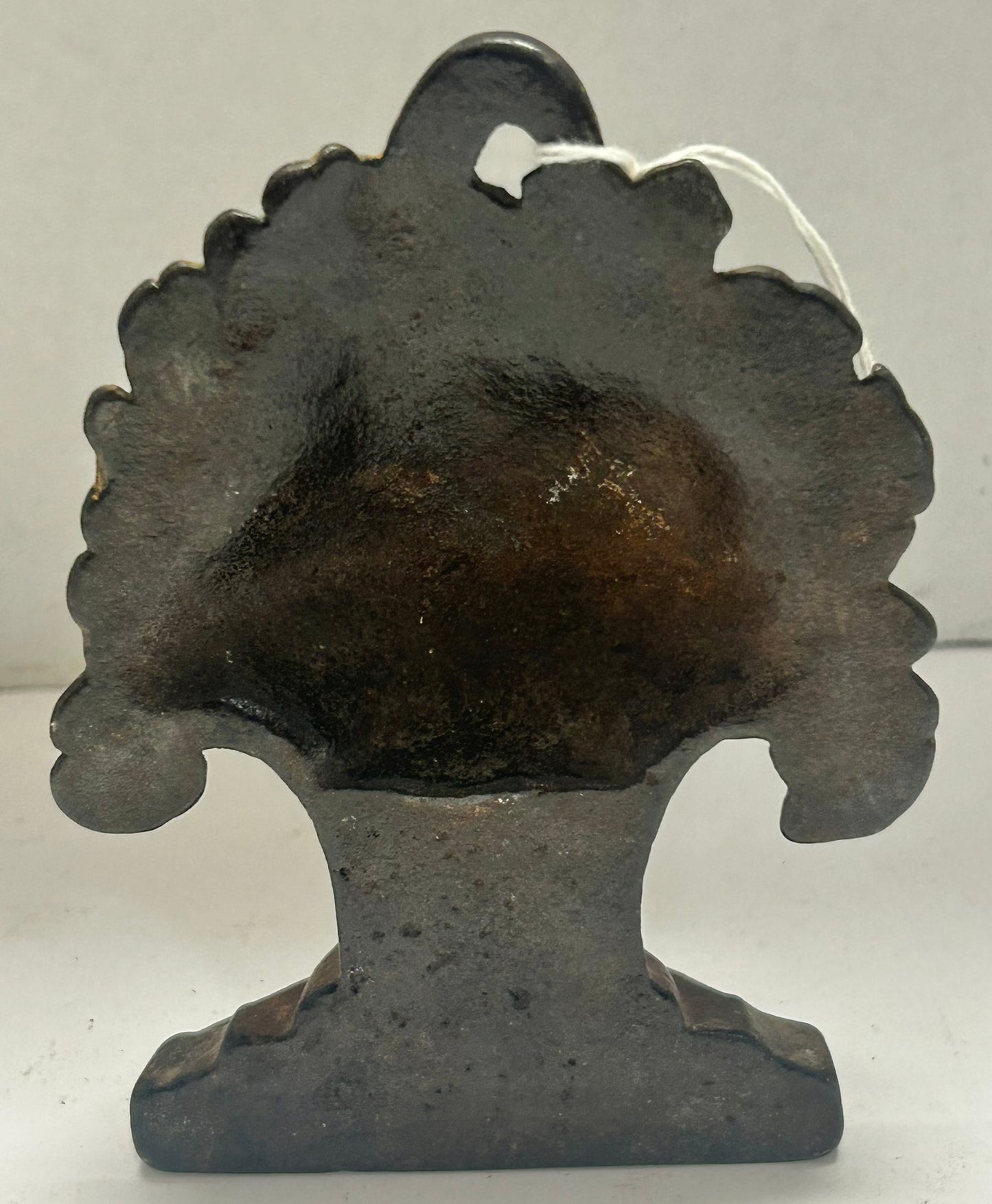 CAST IRON FLORAL BASKET ANTIQUE DOOR STOP