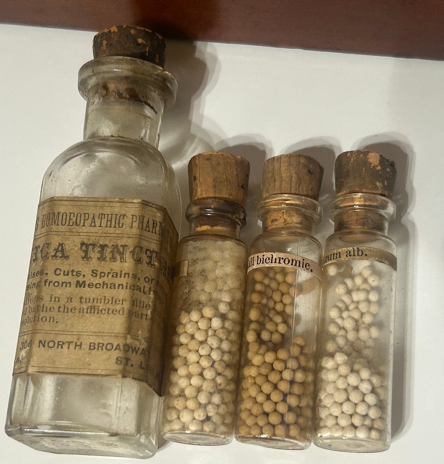 HOMOEOPATHIC PHARMACY ANTIQUE KIT