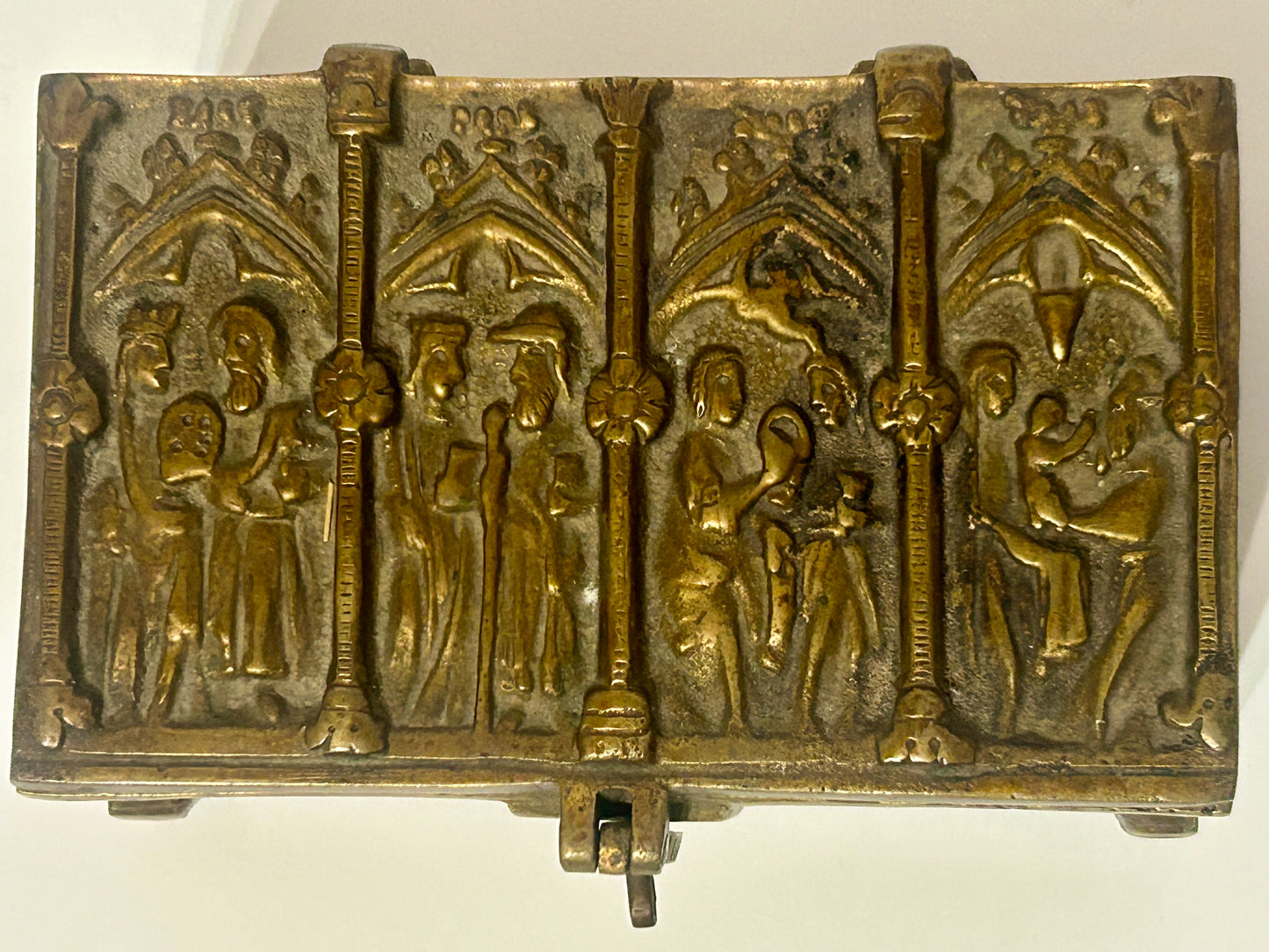 ANTIQUE BRONZE MEDIEVAL DESIGN JEWELRY CASKET