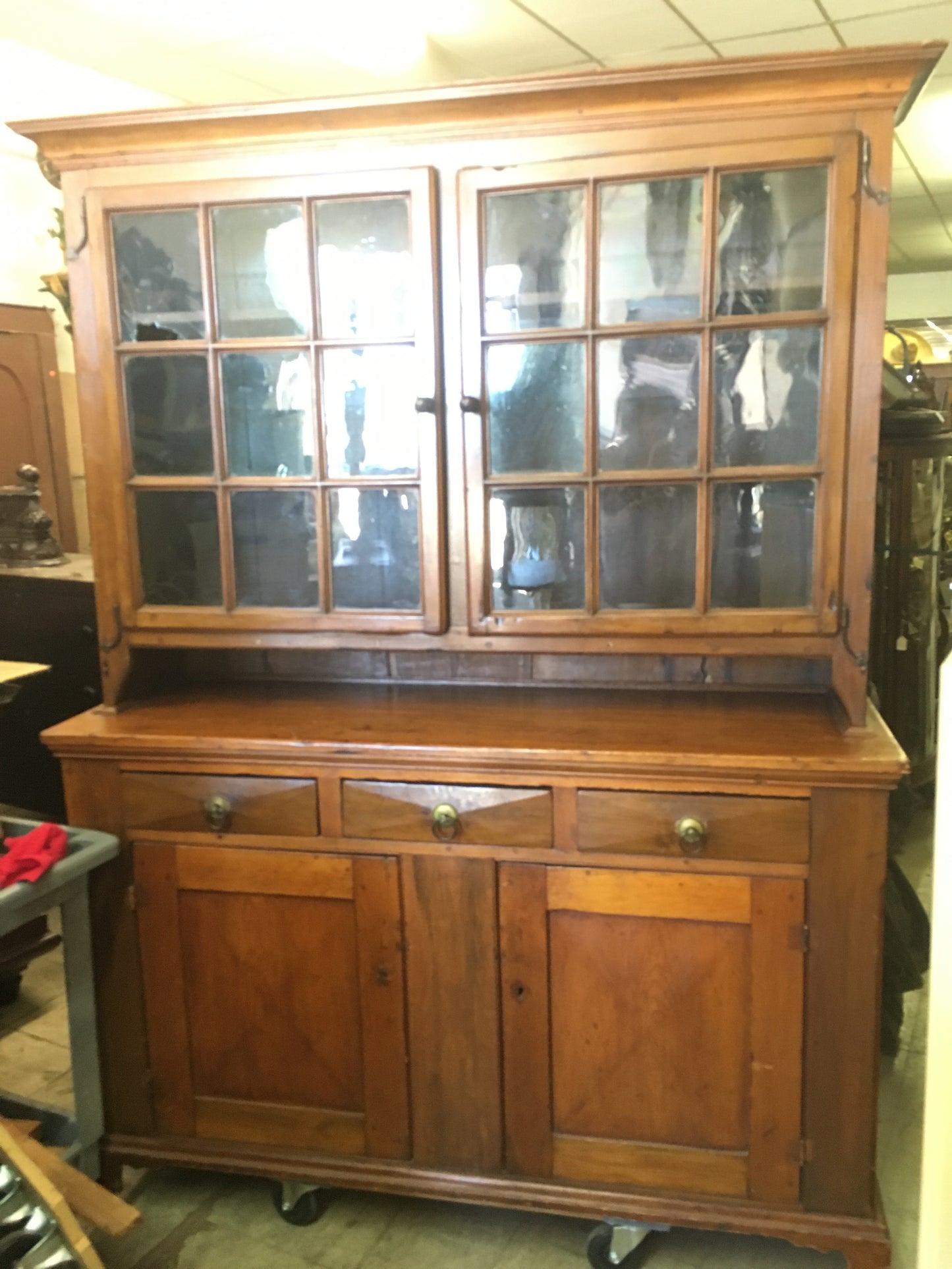 EARLY 1800'S 18 GLASS PAINE CUPBOARD