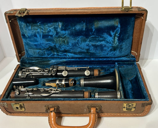 CLARINET BY EVETTE & SCHAEFER PARIS IN CASE