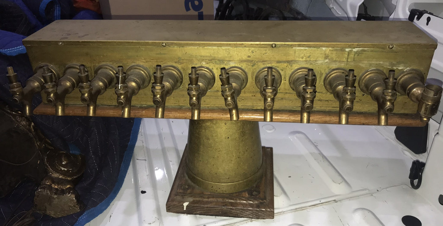 ANTIQUE LARGE BRASS BAR BEER TAP WITH TWELVE SPIGOTS BY BANNER EQUIPTMENT, CHICAGO