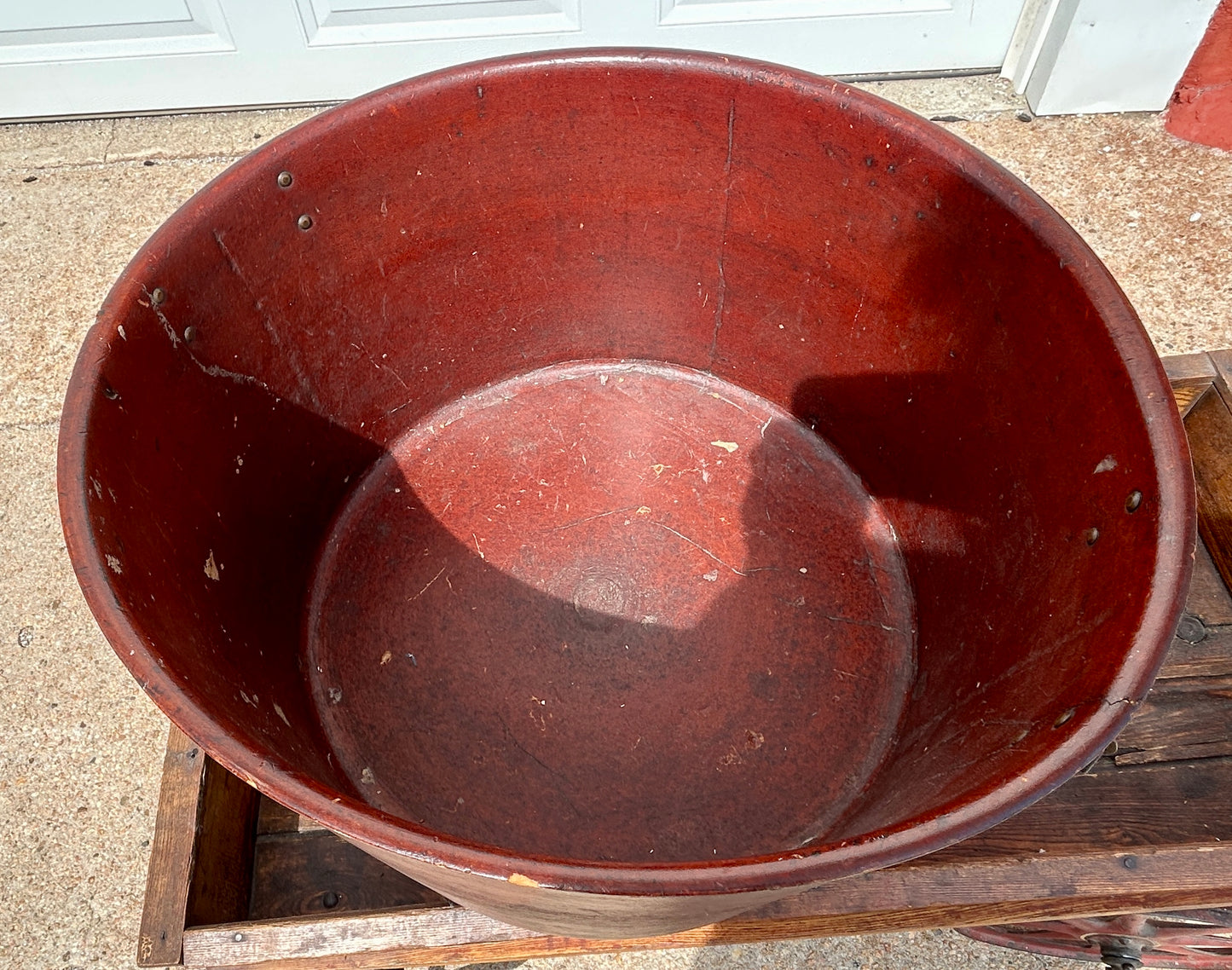 ANTIQUE BARREL TUB BY UNITED INDURATED FIBRE CO., LOCKPORT NEW YORK