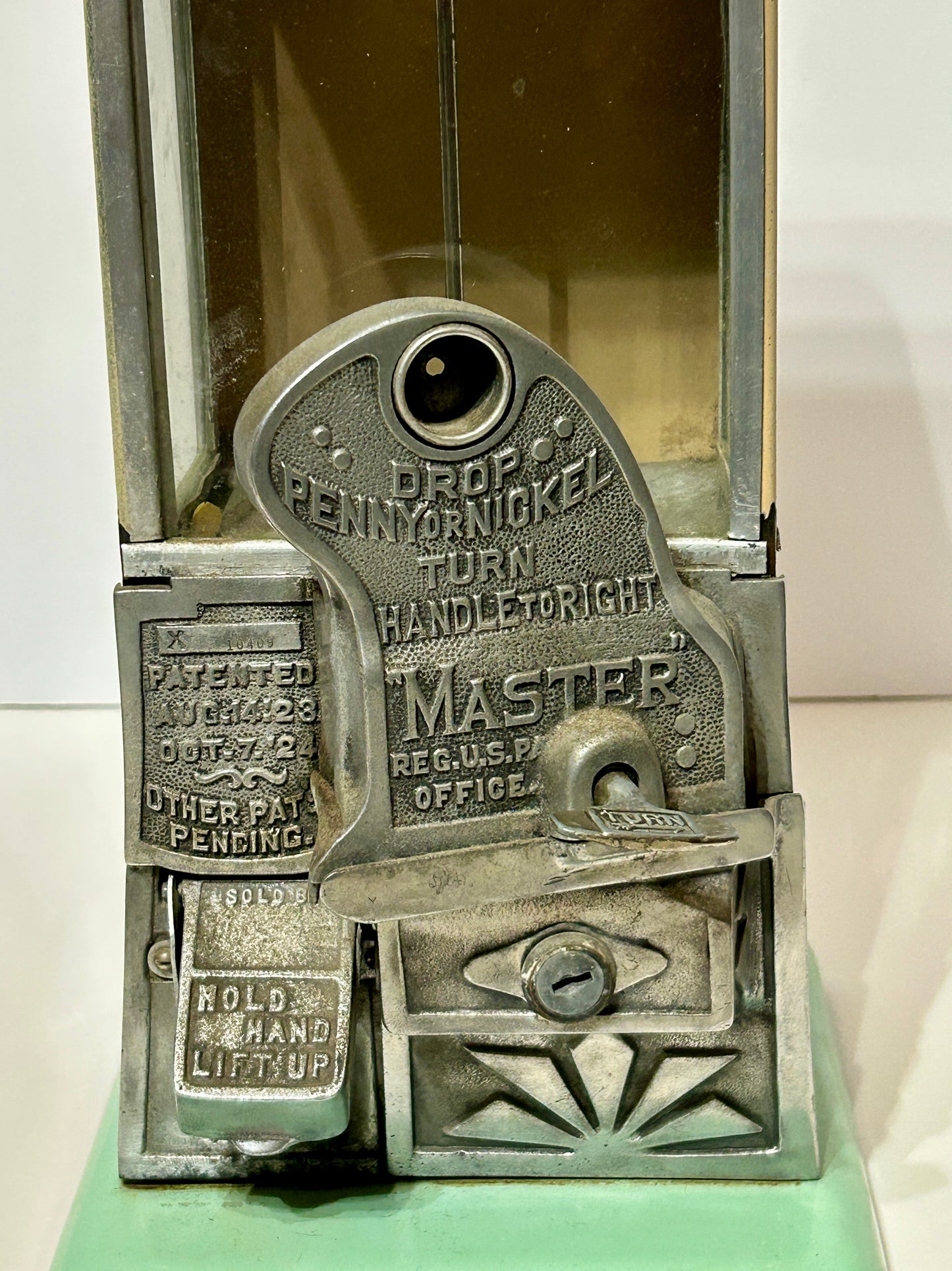 MASTER'S GOOSENECK VENDING MACHINE PENNY OR NICKEL OPERATED GREEN AND TAN ENAMELED