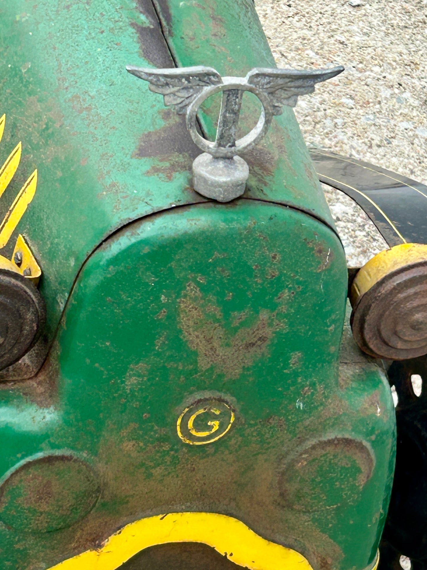 GARTON PETAL CAR TIN LIZZY