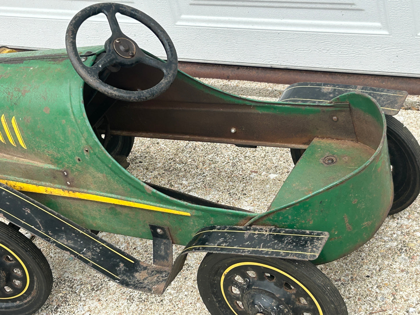 GARTON PETAL CAR TIN LIZZY