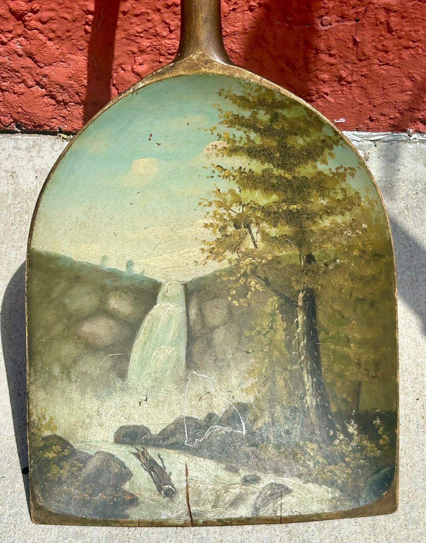 ANTIQUE WOODEN GRAIN SHOVEL WITH PAINTED SCENE