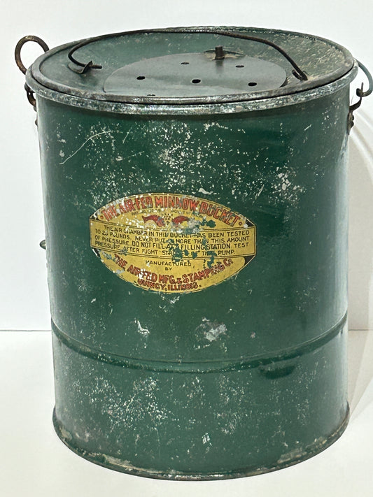THE AIR FED MINNOW BUCKET