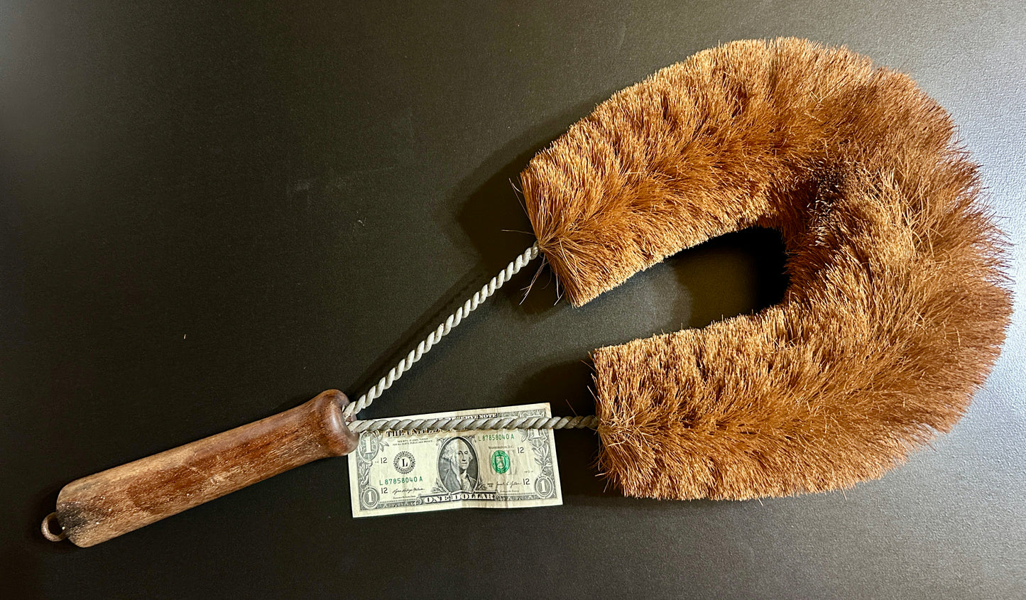 ANTIQUE OVERSIZE LARGE DISPLAY CLEANING BRUSH