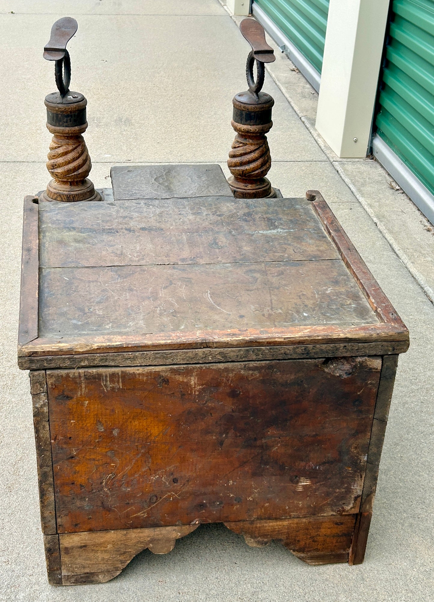 WHITTEMORE'S POLISH SHOE SHINE ADVERTISING STAND ANTIQUE, WOULD MAKE INTERESTING COFFEE TABLE