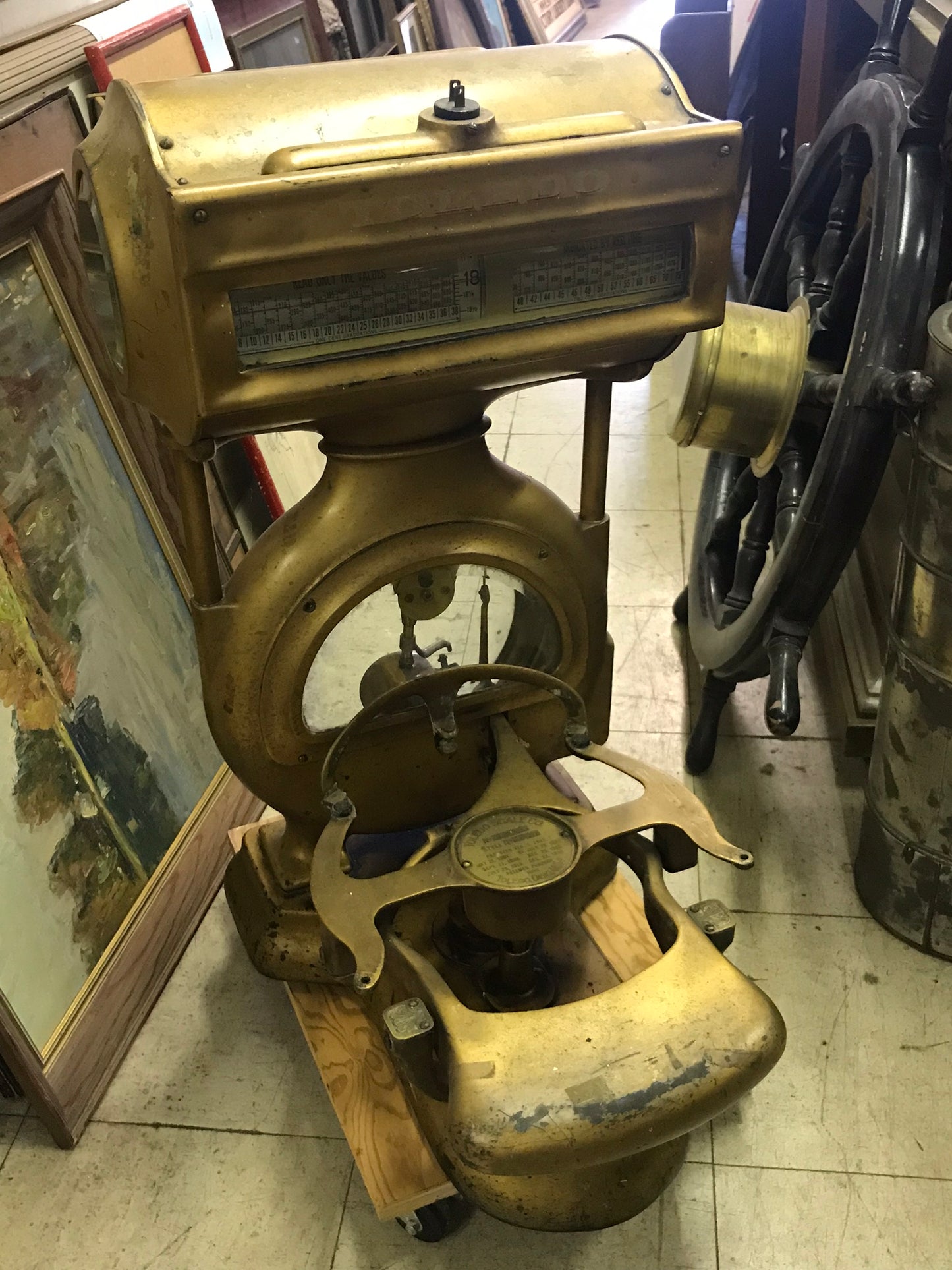 ANTIQUE LARGE TOLEDO COUNTER TOP STORE SCALE IN GOOD ORIGINAL CONDITION AND CHEAP