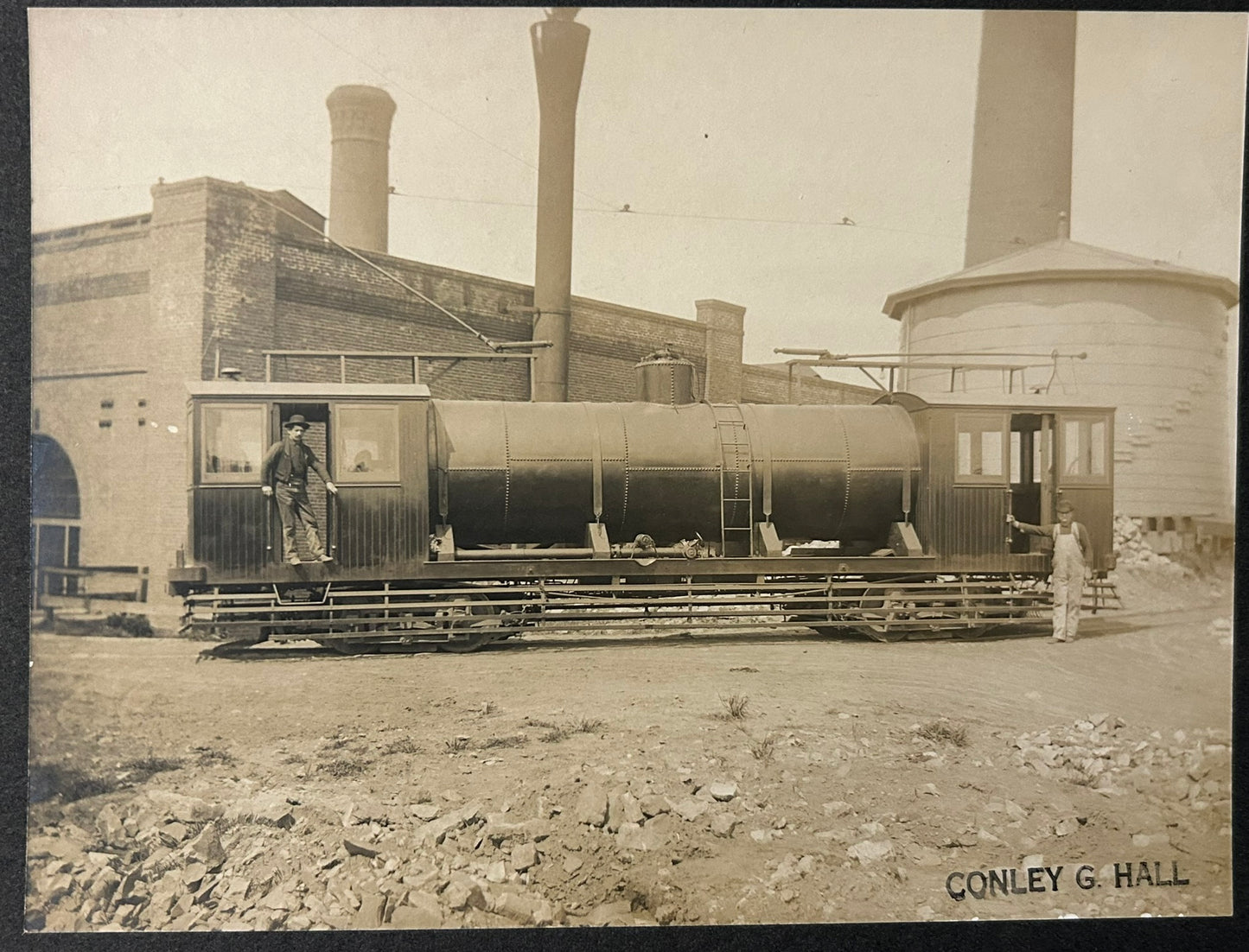 ANTIQUE PHOTOGRAPH OF WORK CABLE CAR