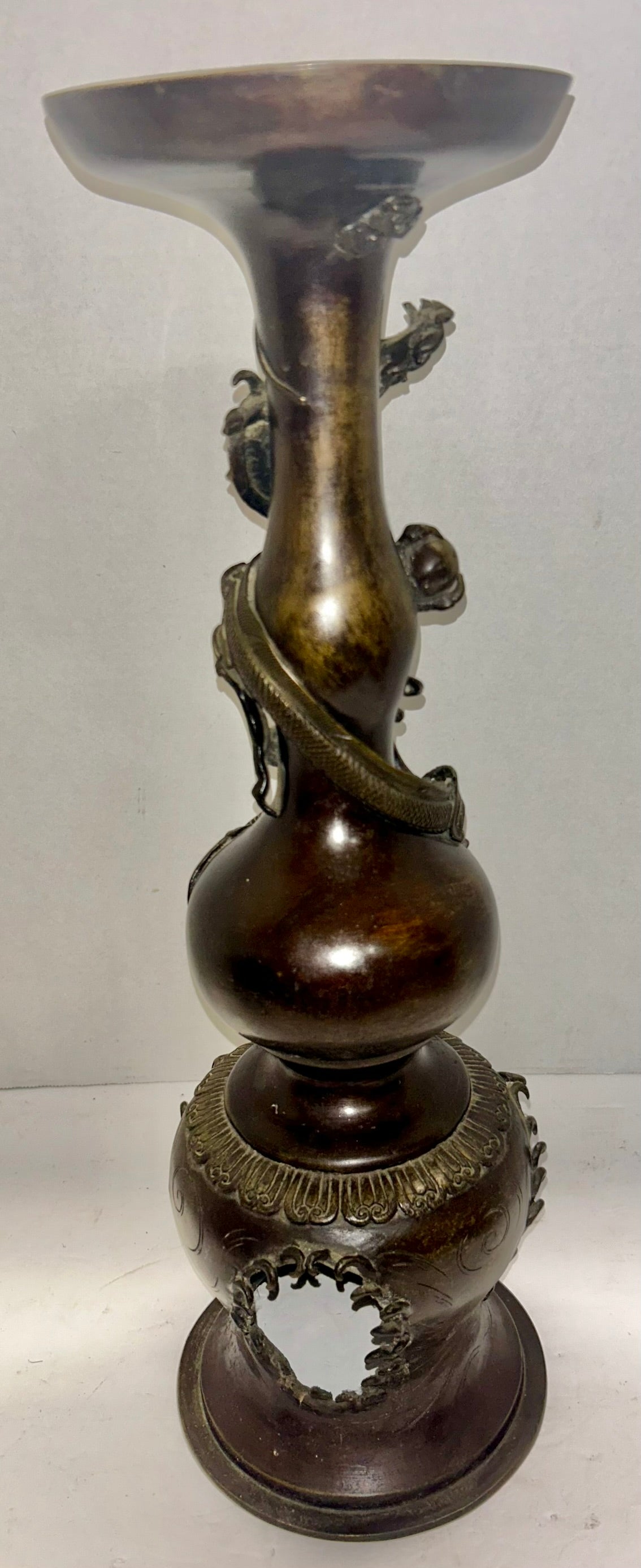 JAPANESE ANTIQUE BRONZE BASE WITH DRAGON DESIGN