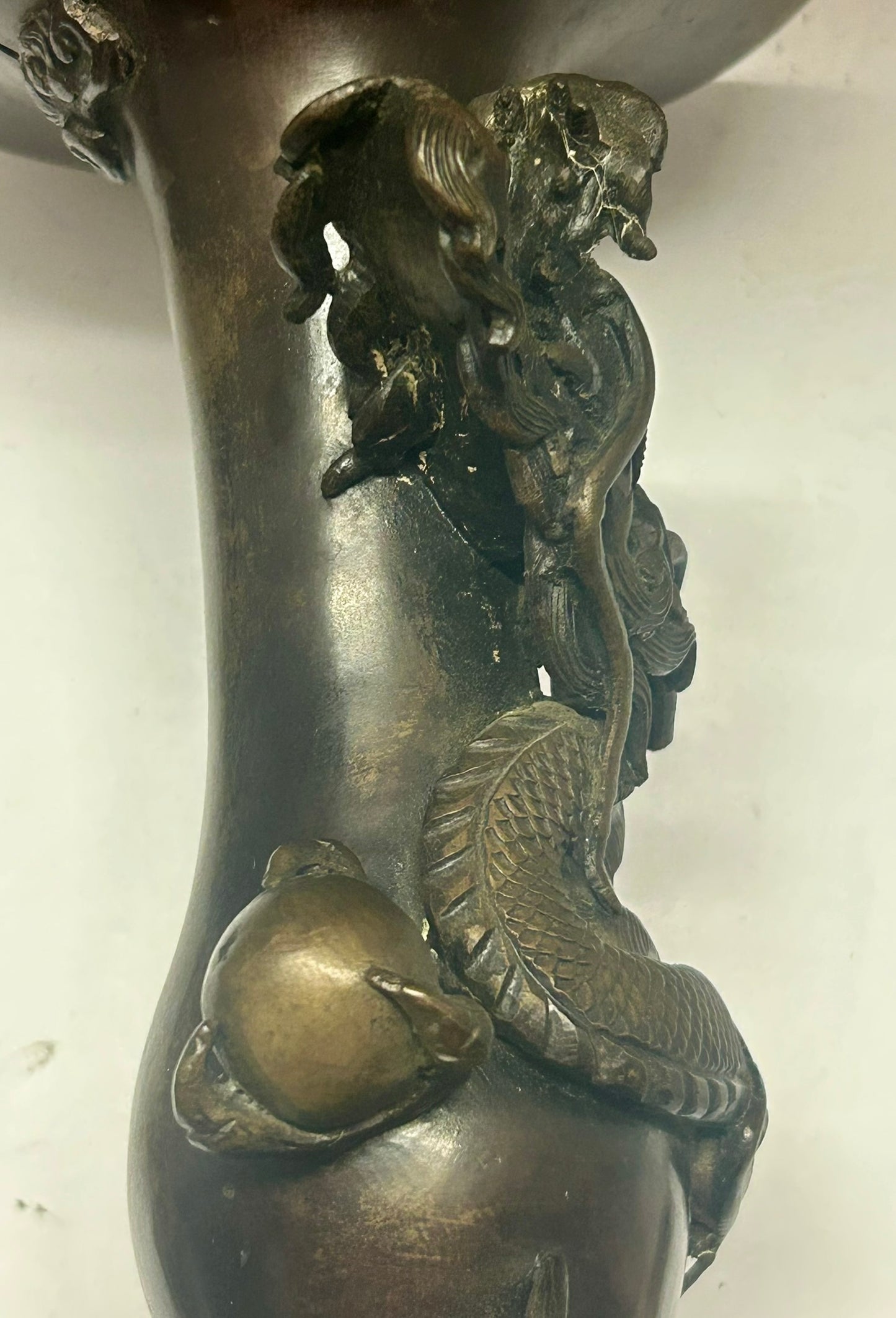 JAPANESE ANTIQUE BRONZE BASE WITH DRAGON DESIGN