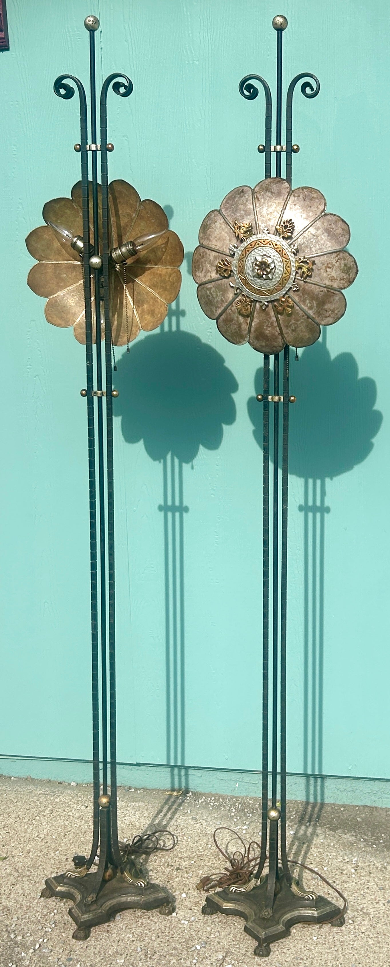 ART DECO PAIR OF CREST FLOOR LAMPS WITH MICA SHADES