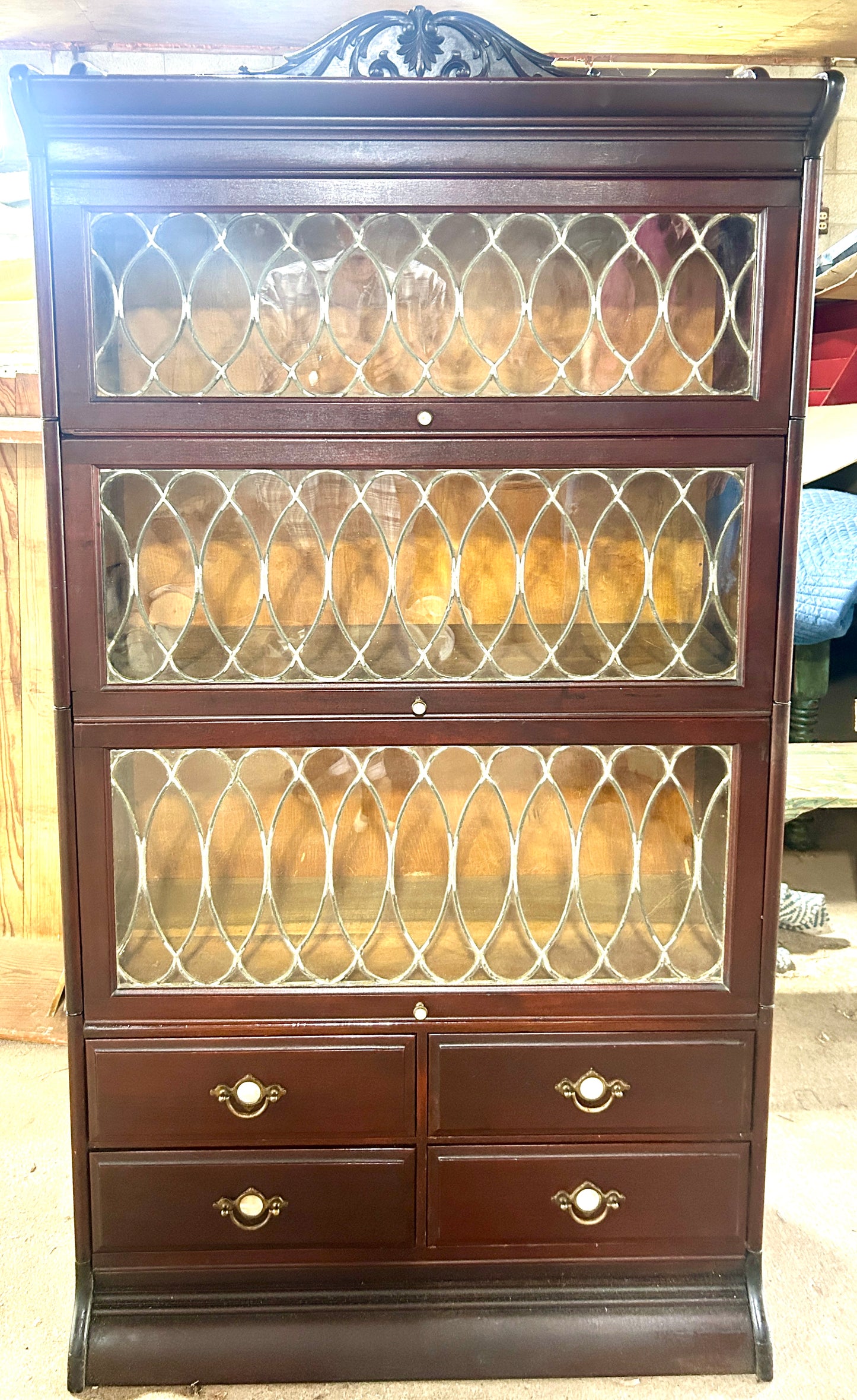 GUNN MAHOGANY STACK BOOKCASE WITH LEADED GLASS AND DRAWERS