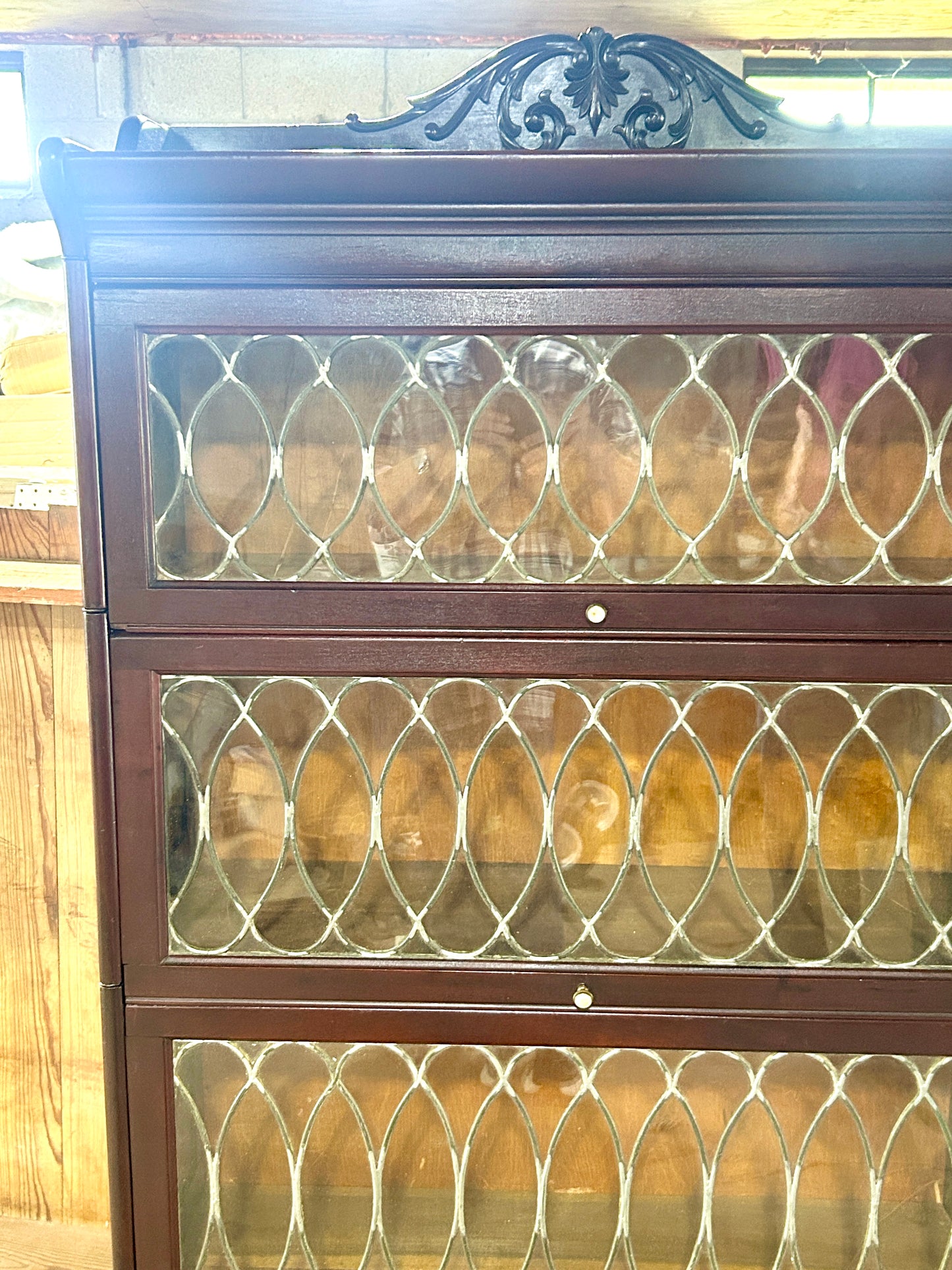 GUNN MAHOGANY STACK BOOKCASE WITH LEADED GLASS AND DRAWERS