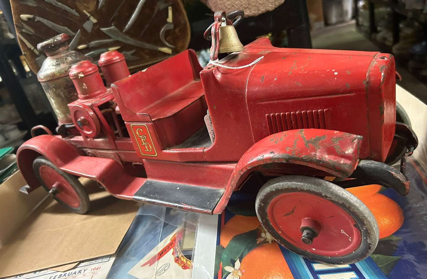 BUDDY L FIRE TRUCK WITH VERTICAL TANK