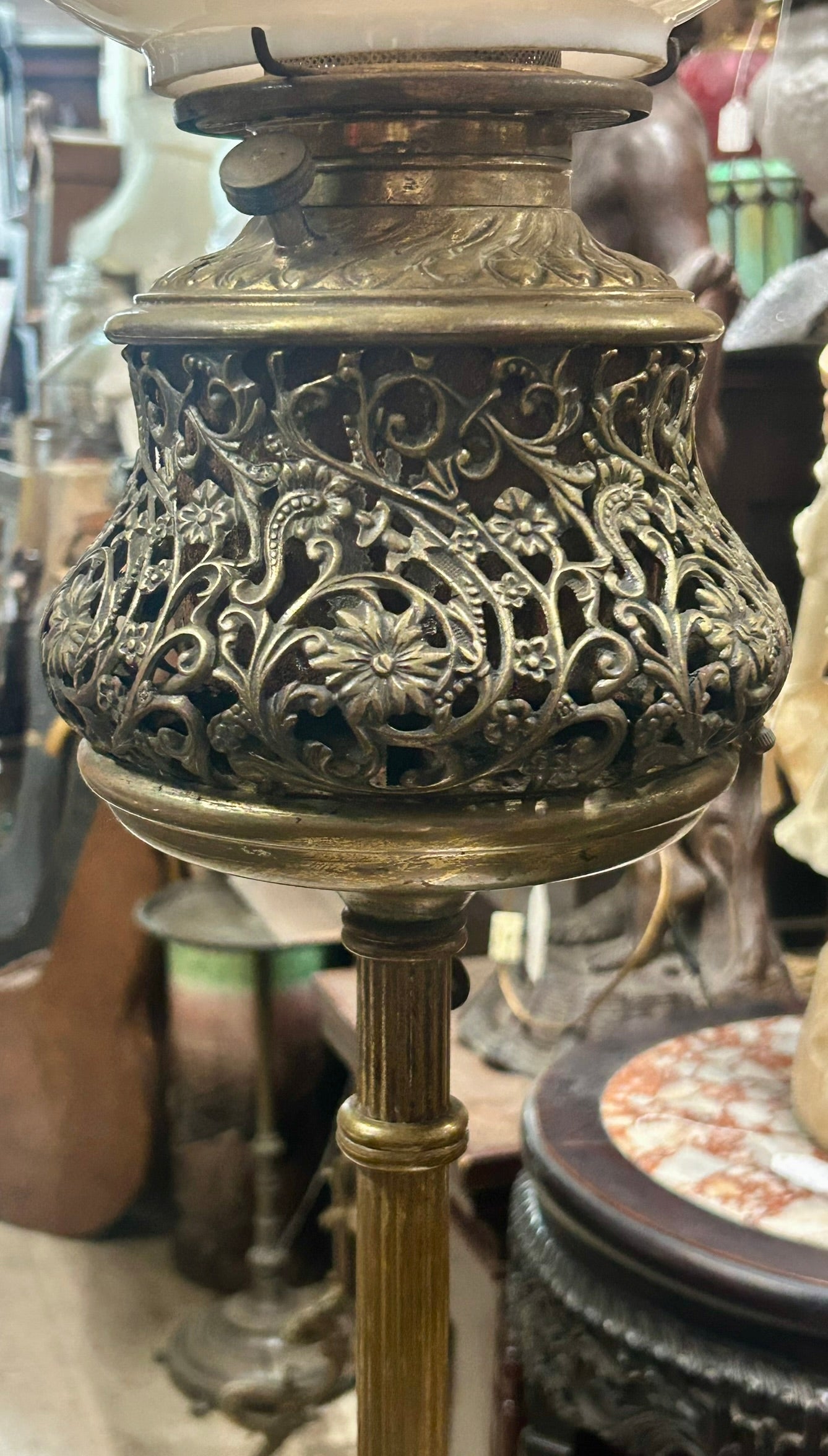 ANTIQUE KEROSENE FLOOR LAMP