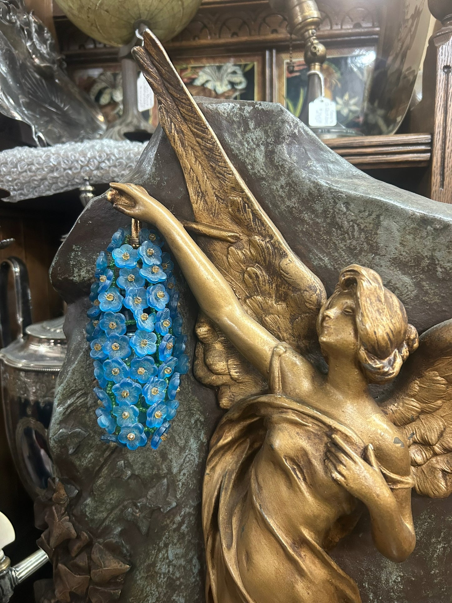 ANTIQUE LARGE "MUSE" FIGURAL LAMP