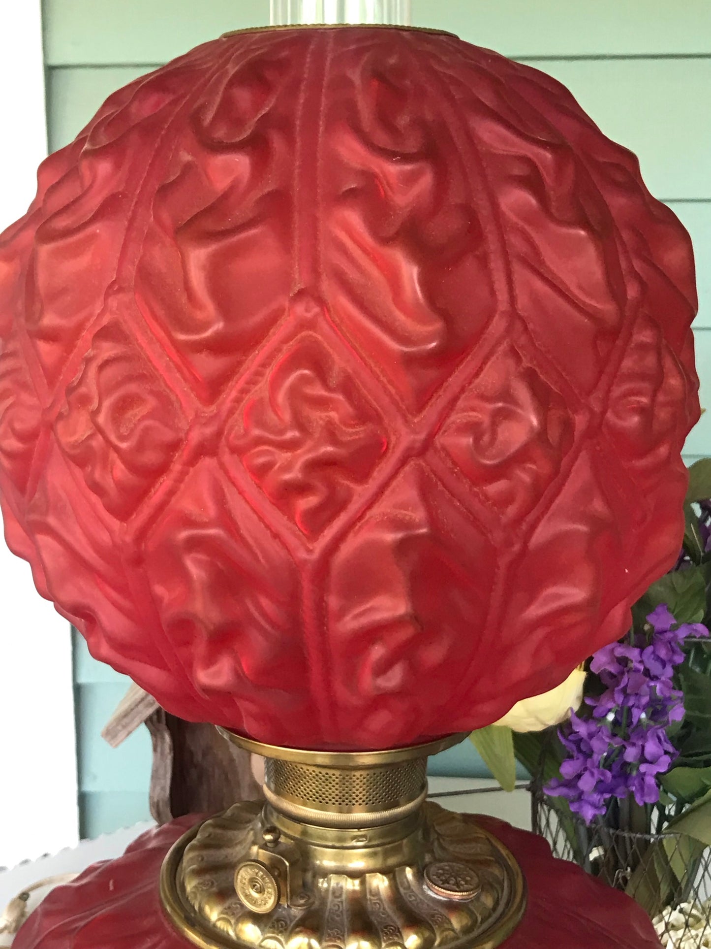 ANTIQUE RED SATIN CONSOLIDATED GONE WITH WIND STYLE LAMP