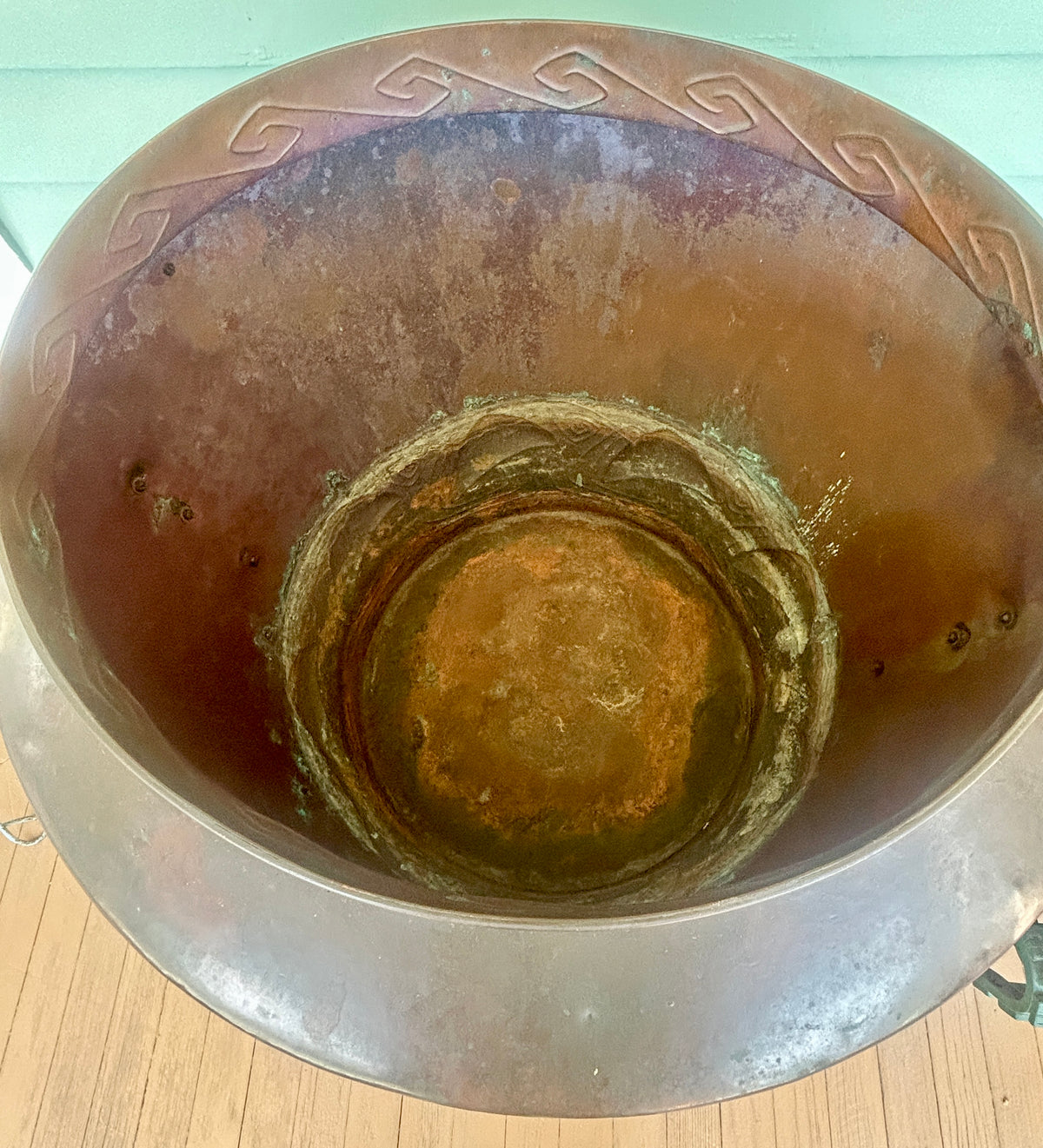 ANTIQUE LARGE JAPANESE COPPER URN WITH FIGURAL BAT HANDLES