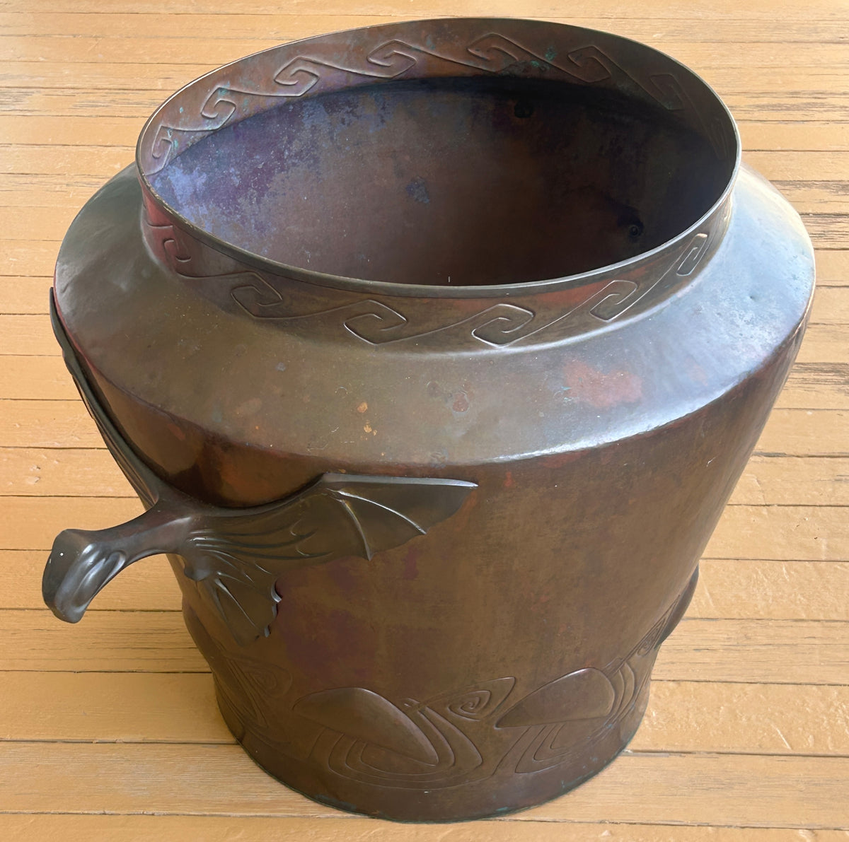 ANTIQUE LARGE JAPANESE COPPER URN WITH FIGURAL BAT HANDLES