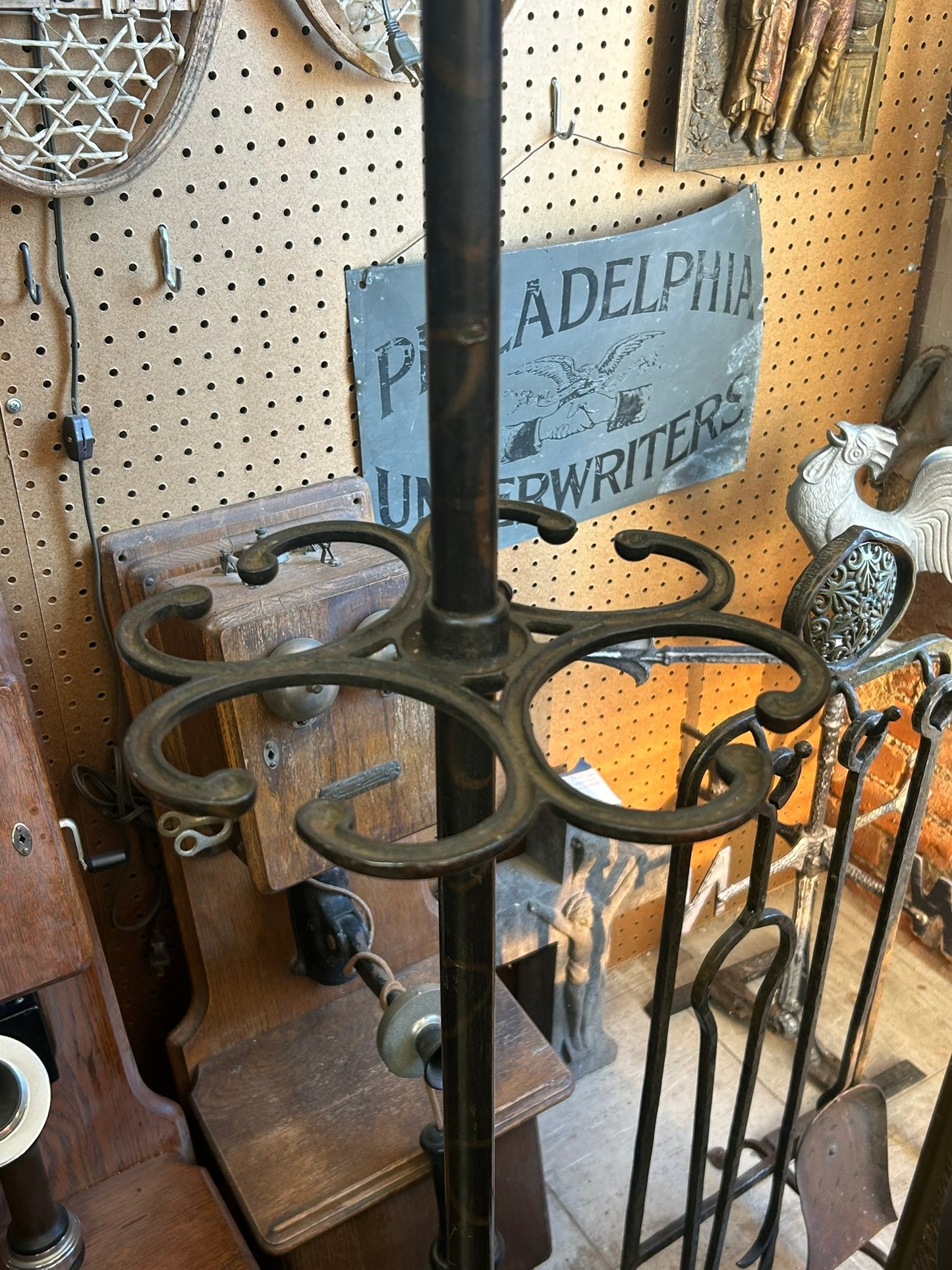 ANTIQUE COPPER FLASHED IRON FANCY COAT RACK