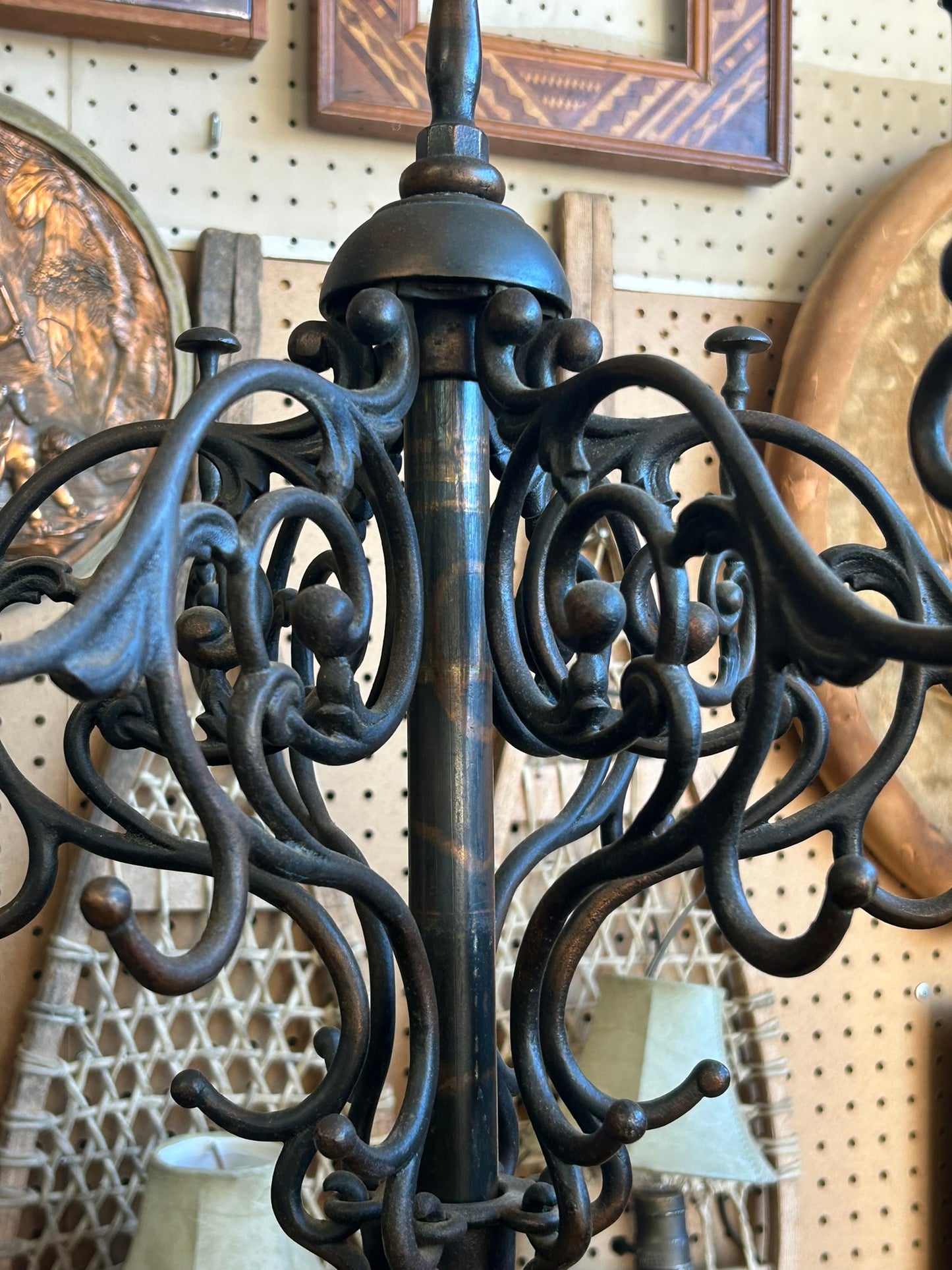 ANTIQUE COPPER FLASHED IRON FANCY COAT RACK