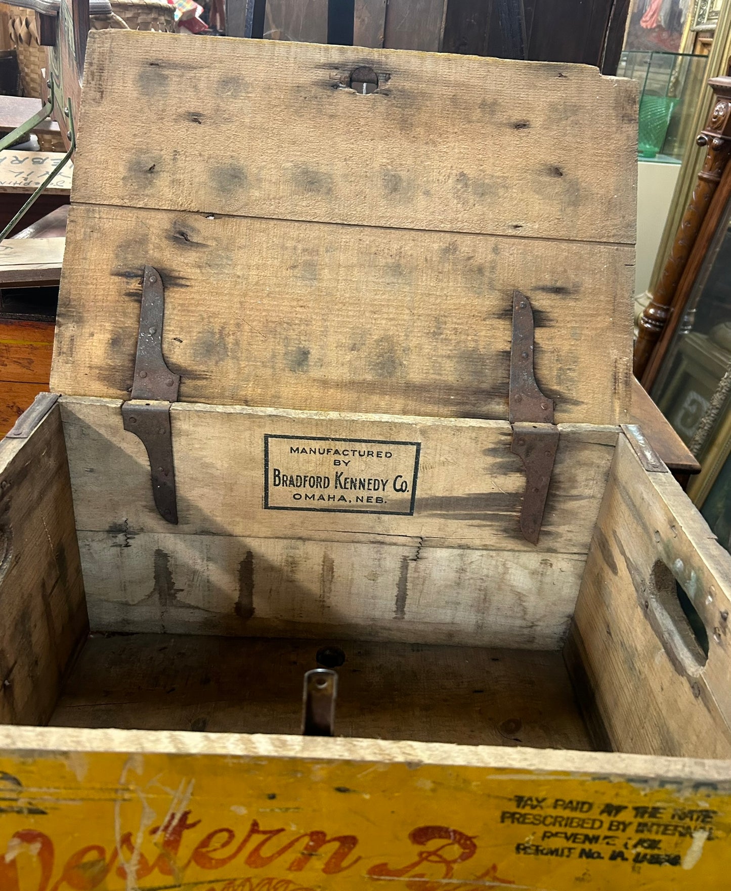 RARE IOWA WESTERN BREU BEER WOODEN CRATE