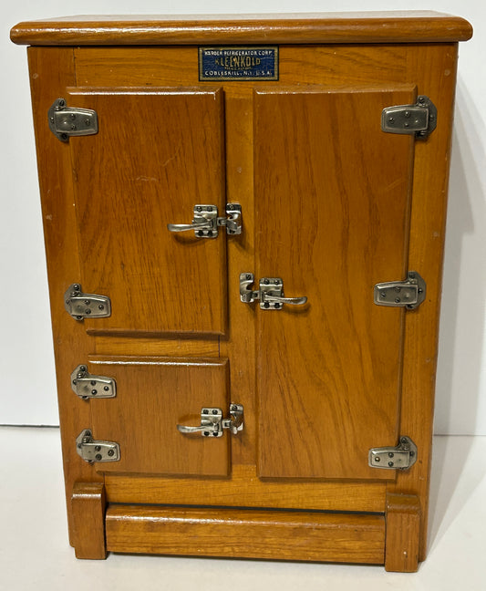 ANTIQUE SALESMAN SAMPLE ICE BOX FOR HARDER REFRIGERATOR __"KLEENKOLD"
