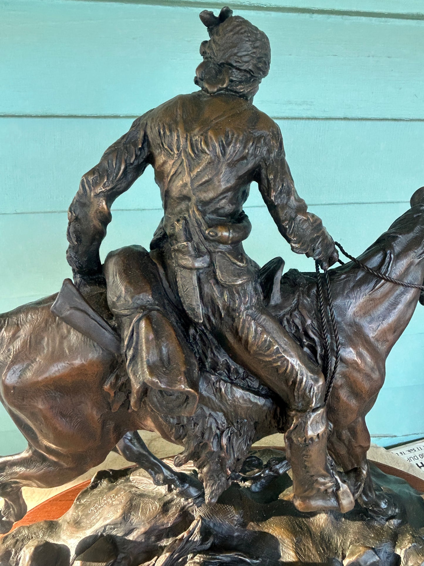 CLOYD BARNES BRONZE SCULPTURE OF FUR TRAPPER
