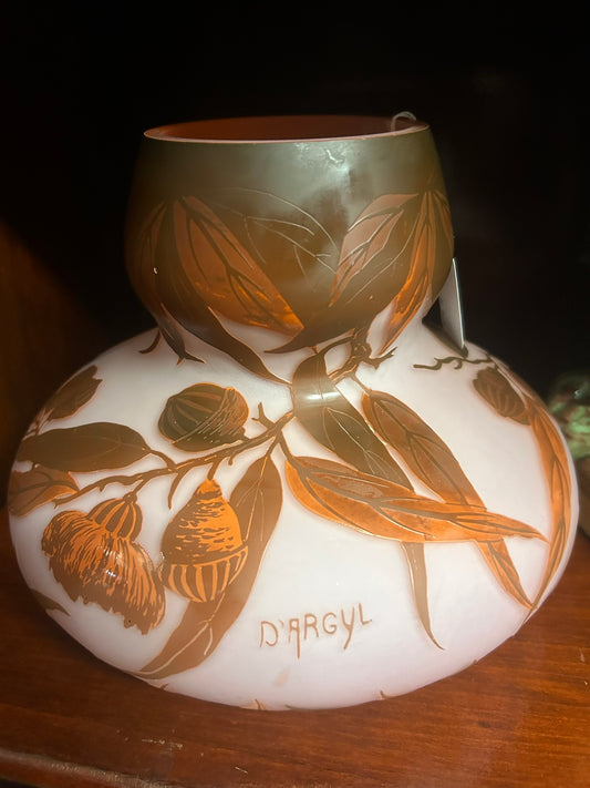 D'ARGYL SQUAT CAMEO VASE 7" TALL X 9" DIAMETER