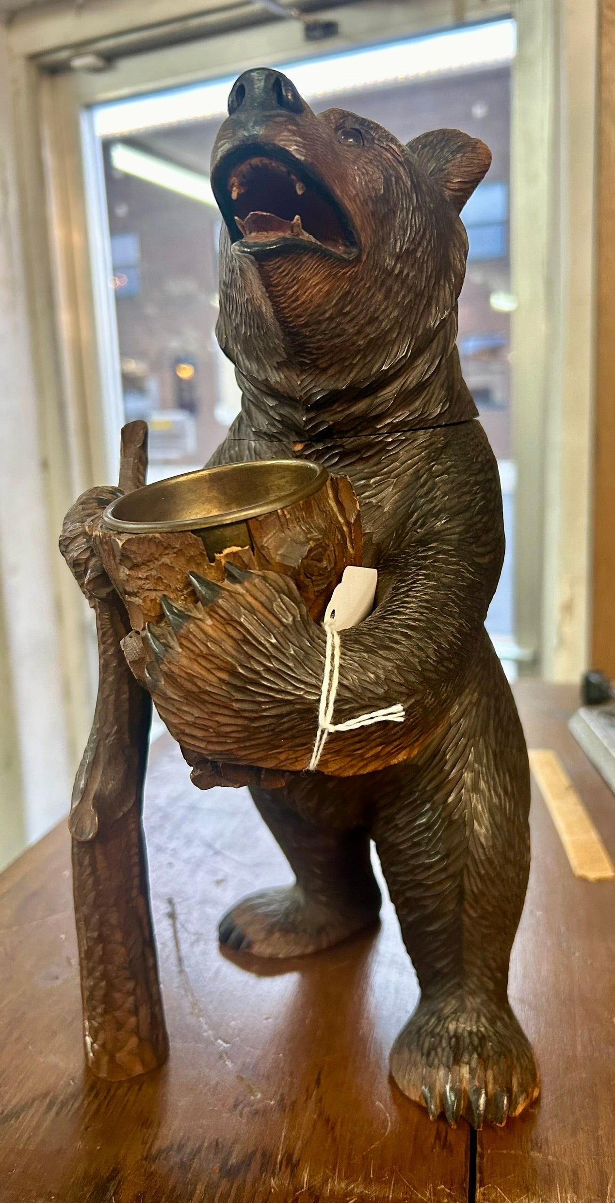 BLACK FOREST CARVED BEAR HUMIDOR LATE 1800'S