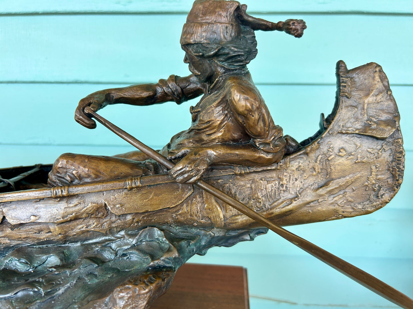 WILLIAM J. KOELPIN SR. WISCONSIN BRONZE SCULPTURE OF FUR TRAPPER IN BOAT