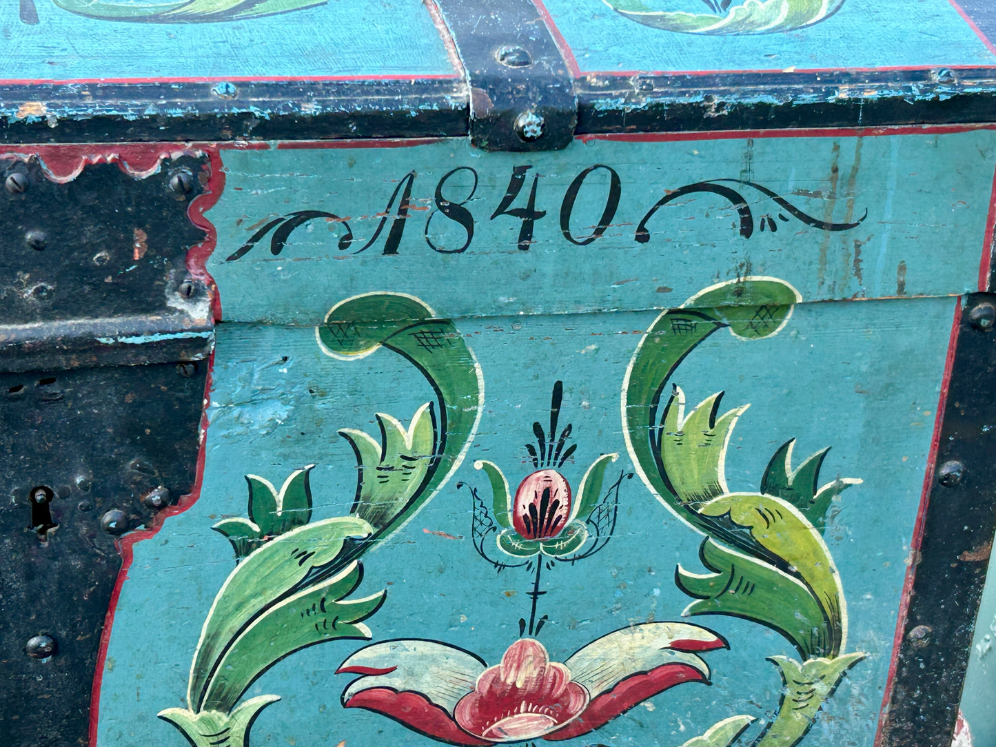 IMMIGRANTS ANTIQUE EARLY BLUE TRUNK WITH ORIGINAL DECORATION